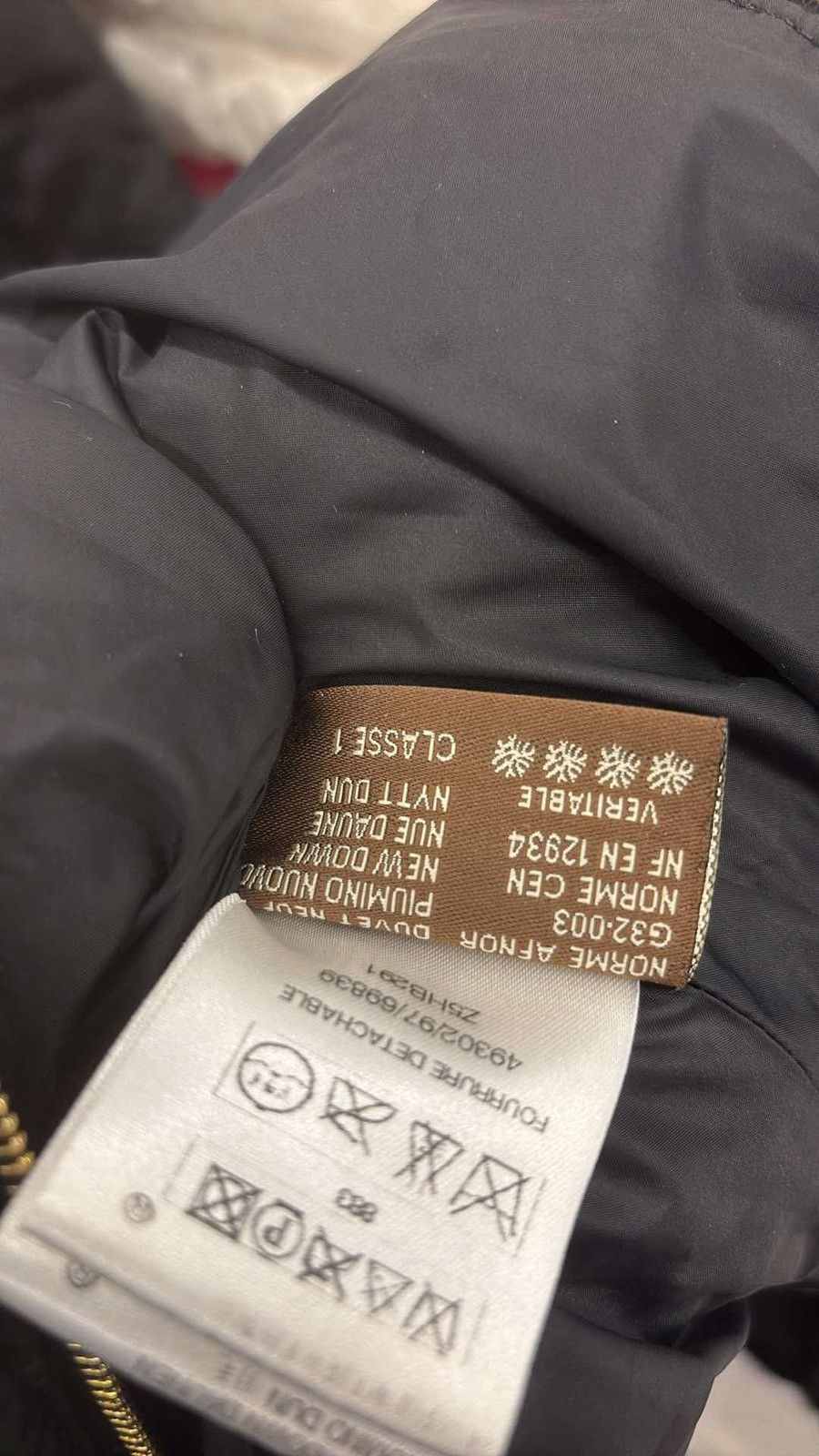 Moncler Moncler Jacket Size 3 / M Size M / US 6-8 / IT 42-44 - 4 Thumbnail