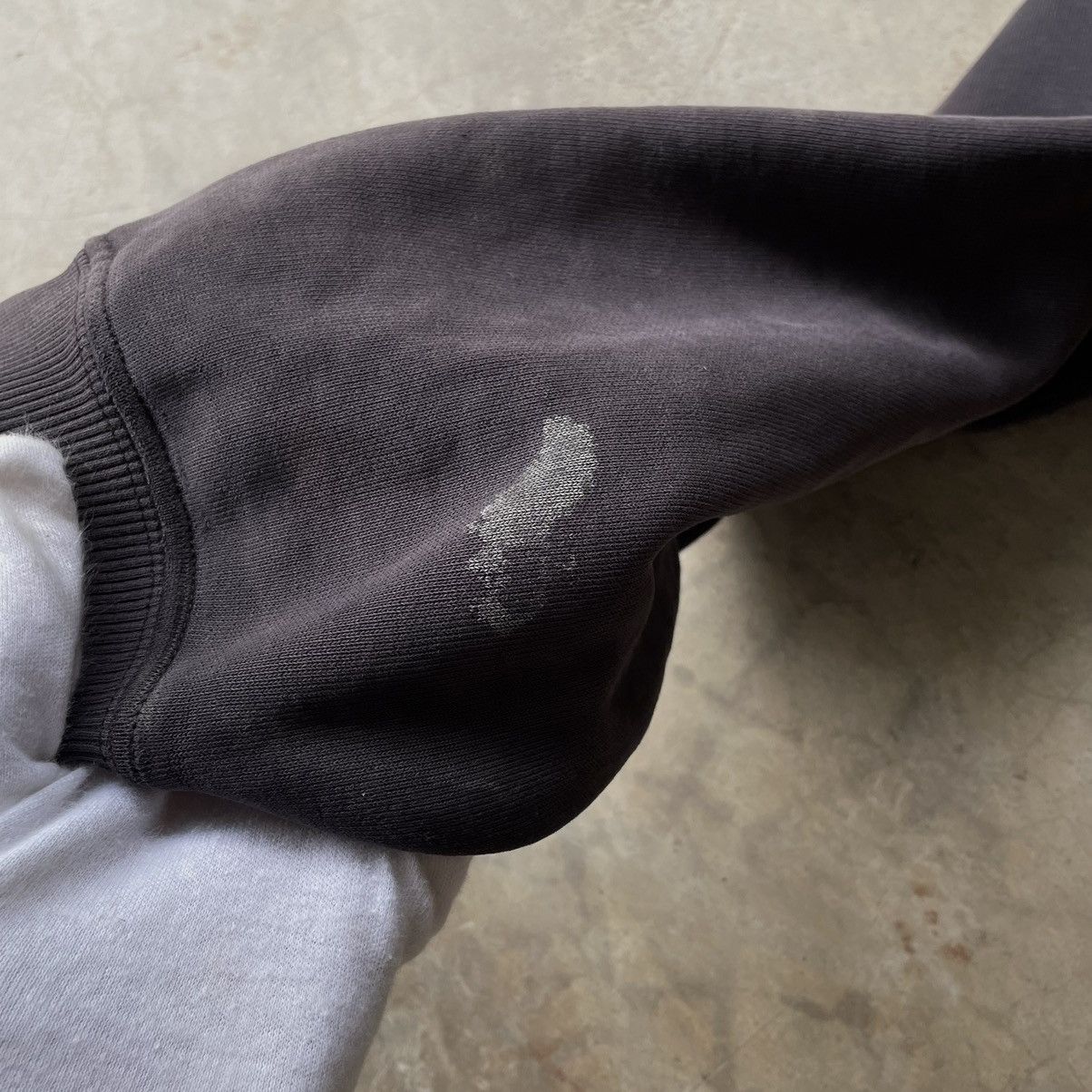 Carhartt THRASHED SUN FADED CARHARTT HOODIE OVERSIZED L Size US L / EU 52-54 / 3 - 17 Thumbnail