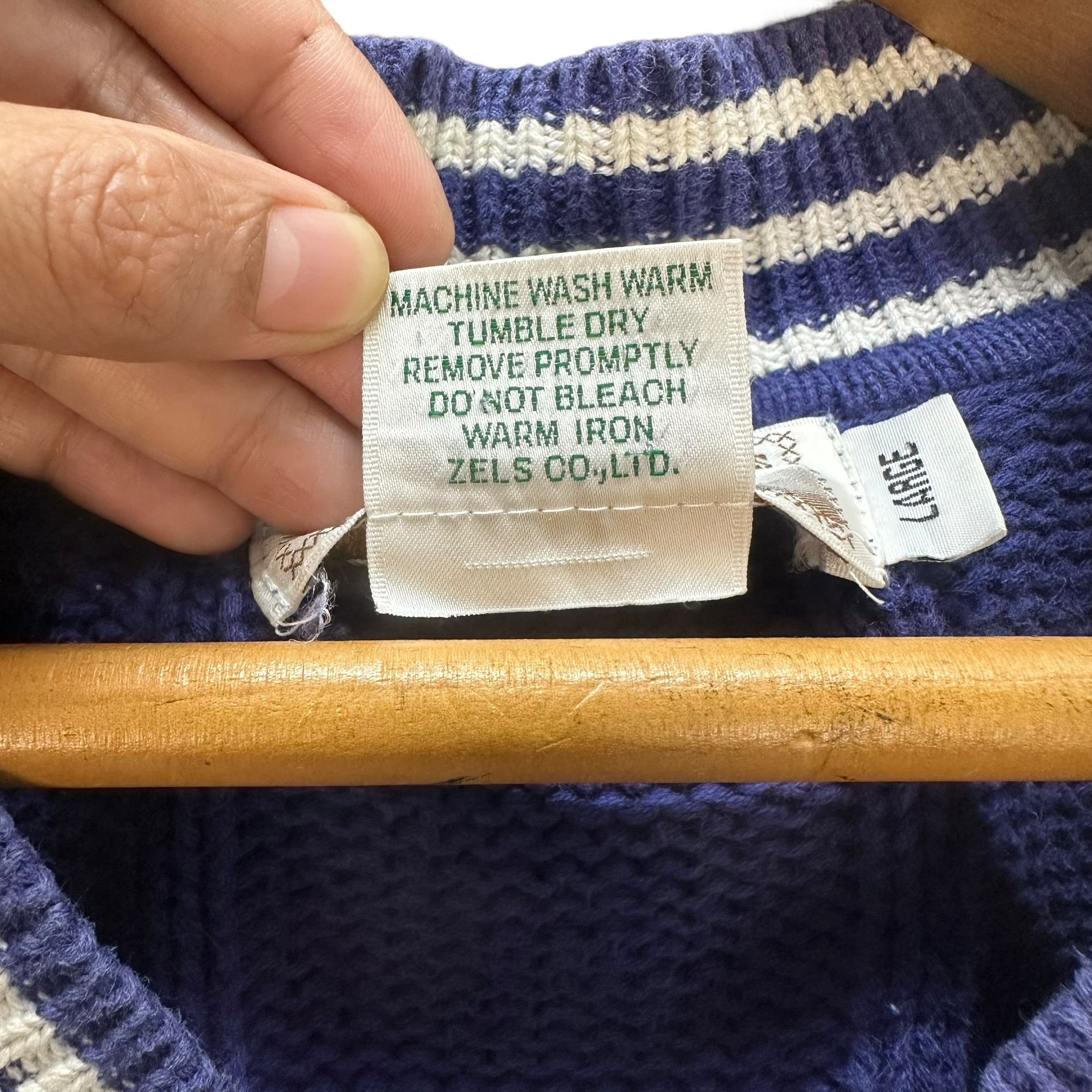 Vintage NORTH MOUNTAINS SPORTS ABSTRACT KNITWEAR #8738-023 Size US L / EU 52-54 / 3 - 7 Thumbnail