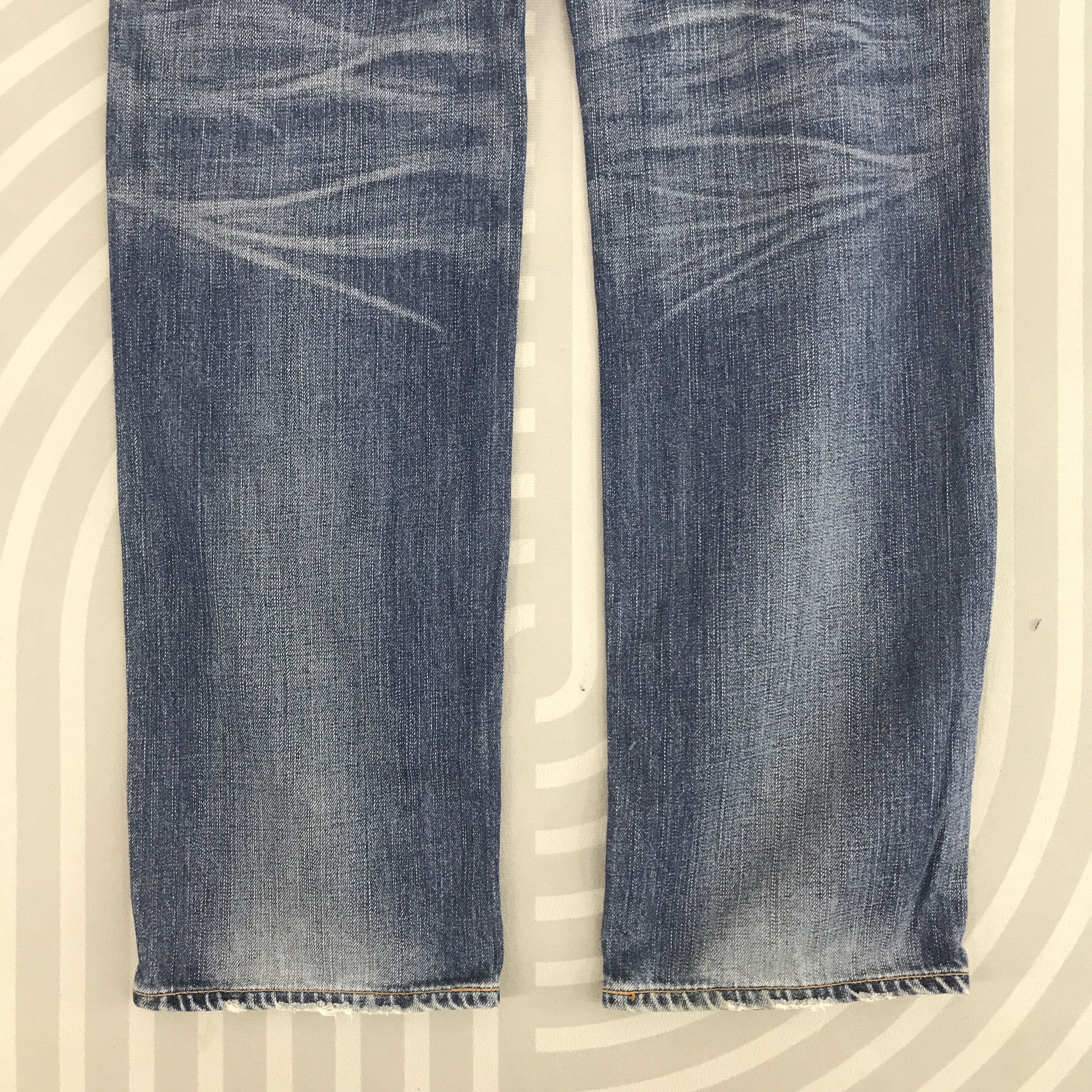 Levi's × Vintage Vintage Levi's 702 Faded denim Distressed jeans pants Size US 32 / EU 48 - 6 Thumbnail