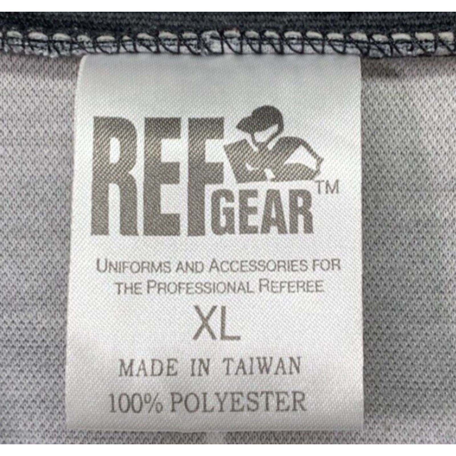 X-LARGE Black & White Ref Gear Men’s Uniform Shirt Stripes XL Collared Pocket Short Sleeve Pullover Workwear Activewear Shirt Mens Size US XL / EU 56 / 4 - 7 Thumbnail