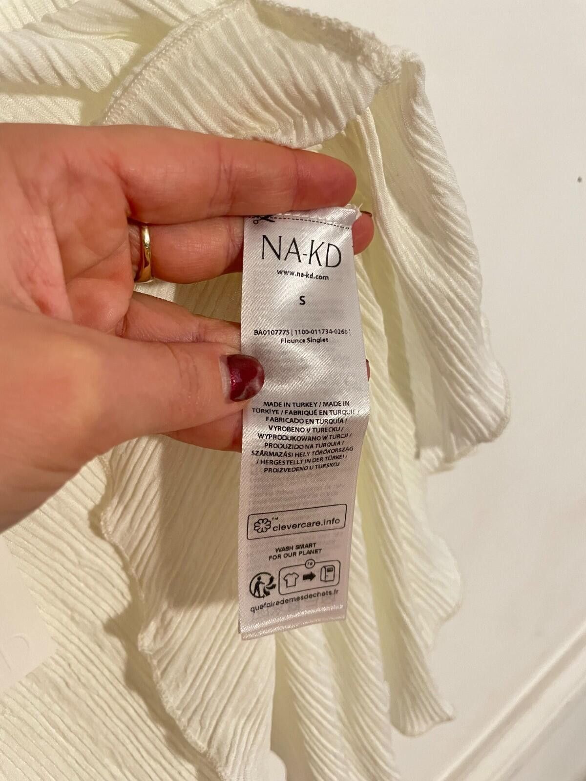 Naked & Famous NA-KD Off White Plisse Flounce Peplum Singlet Top BNWT S Size S / US 4 / IT 40 - 4 Thumbnail
