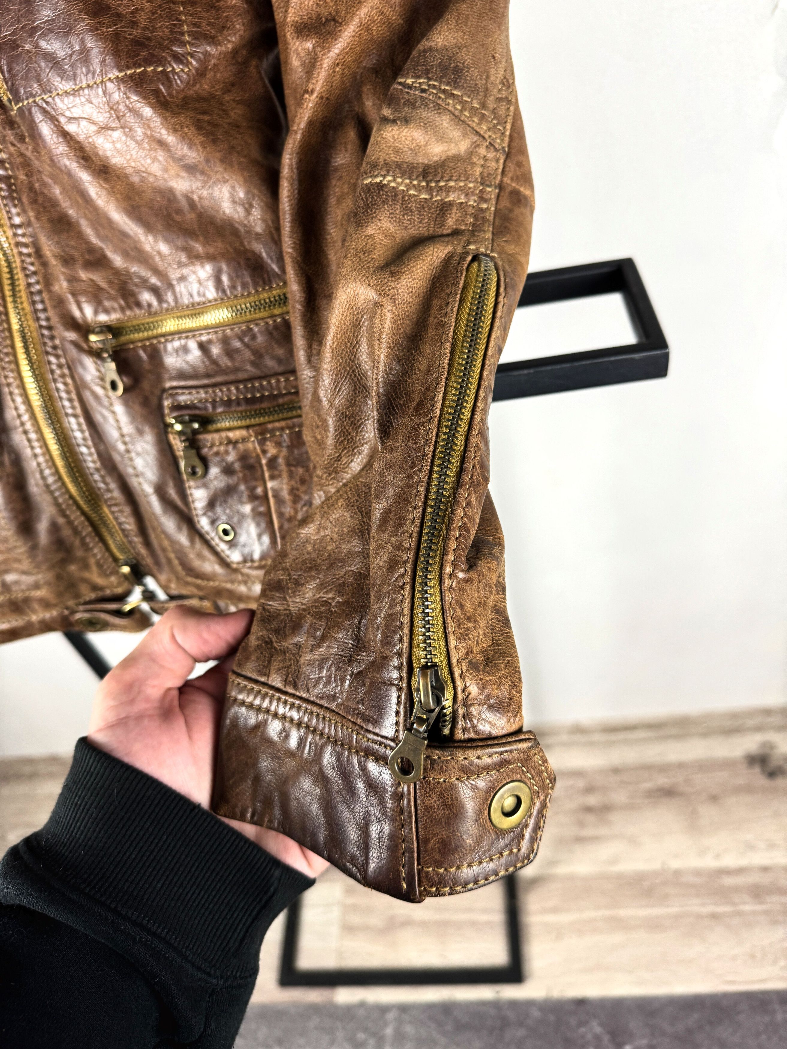 Tornado Mart Vintage Distressed Brown Leather Biker Jacket Y2K Style Size US XS / EU 42 / 0 - 9 Thumbnail