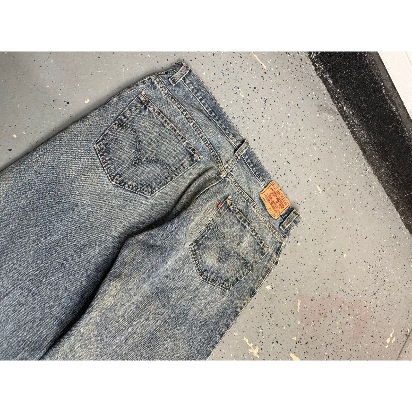 Levi's Y2K Levis 559 perfectly worn and loved Size US 34 / EU 50 - 10 Thumbnail