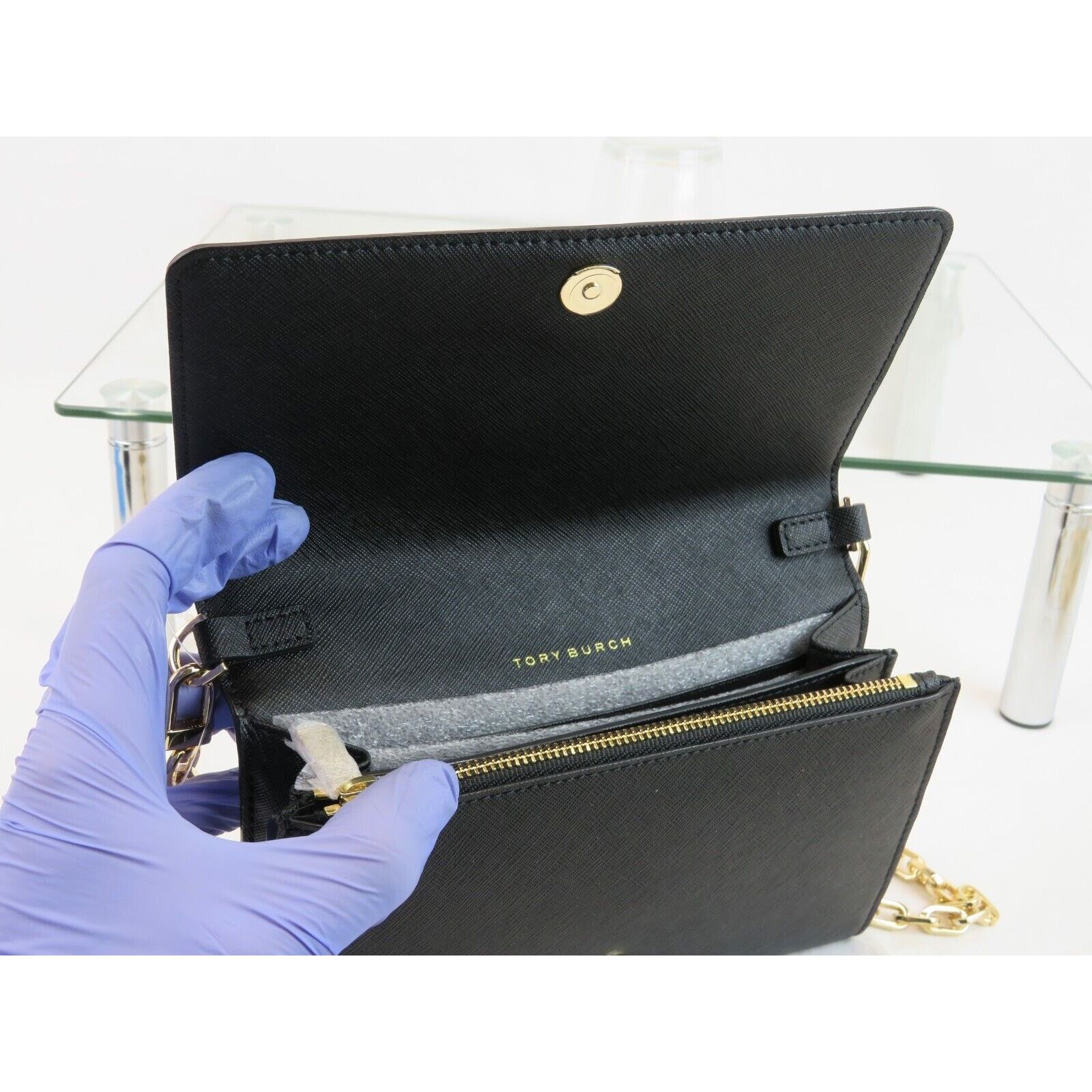 Tory Burch ROBINSON BLACK SAFFIANO LEATHER CHAIN SHOULDER CLUTCH BAG Size ONE SIZE - 7 Thumbnail