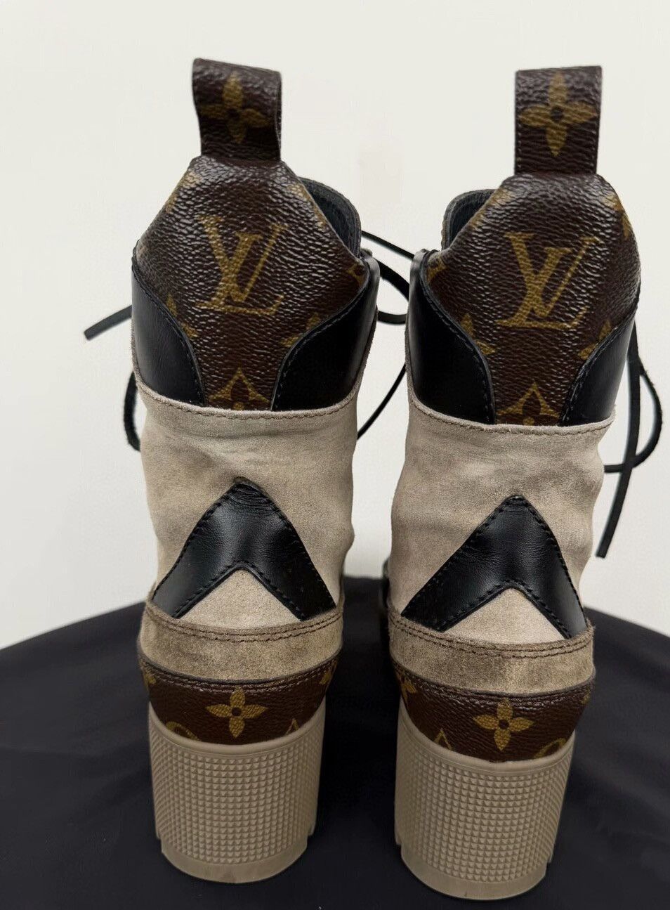 Louis Vuitton Louis Vuitton LV high-top boots Size US 5 / EU 37 - 5 Thumbnail