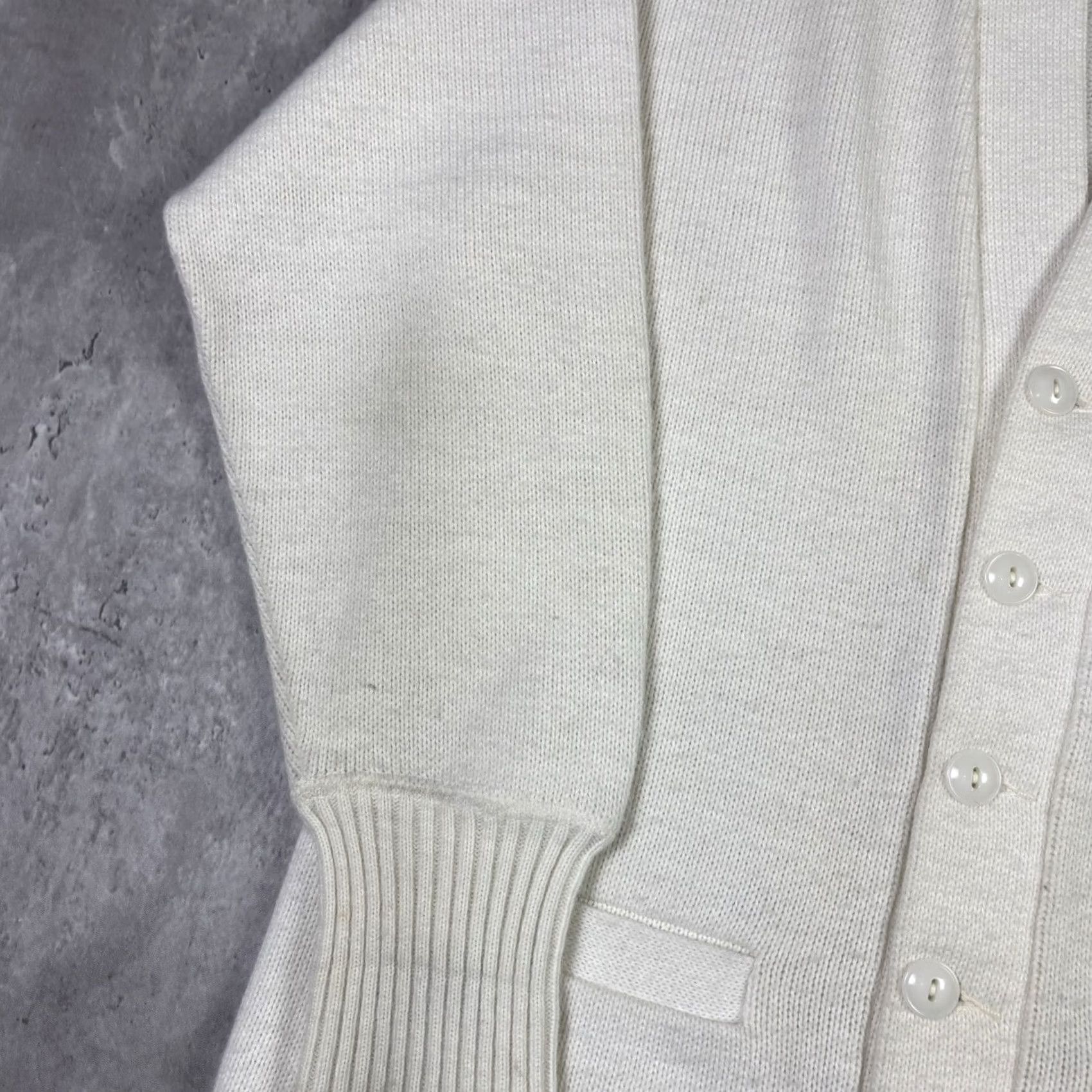 Vintage VINTAGE Campus White Cardigan Sweater Mens size S Acrylic Preppy Size US S / EU 44-46 / 1 - 4 Thumbnail