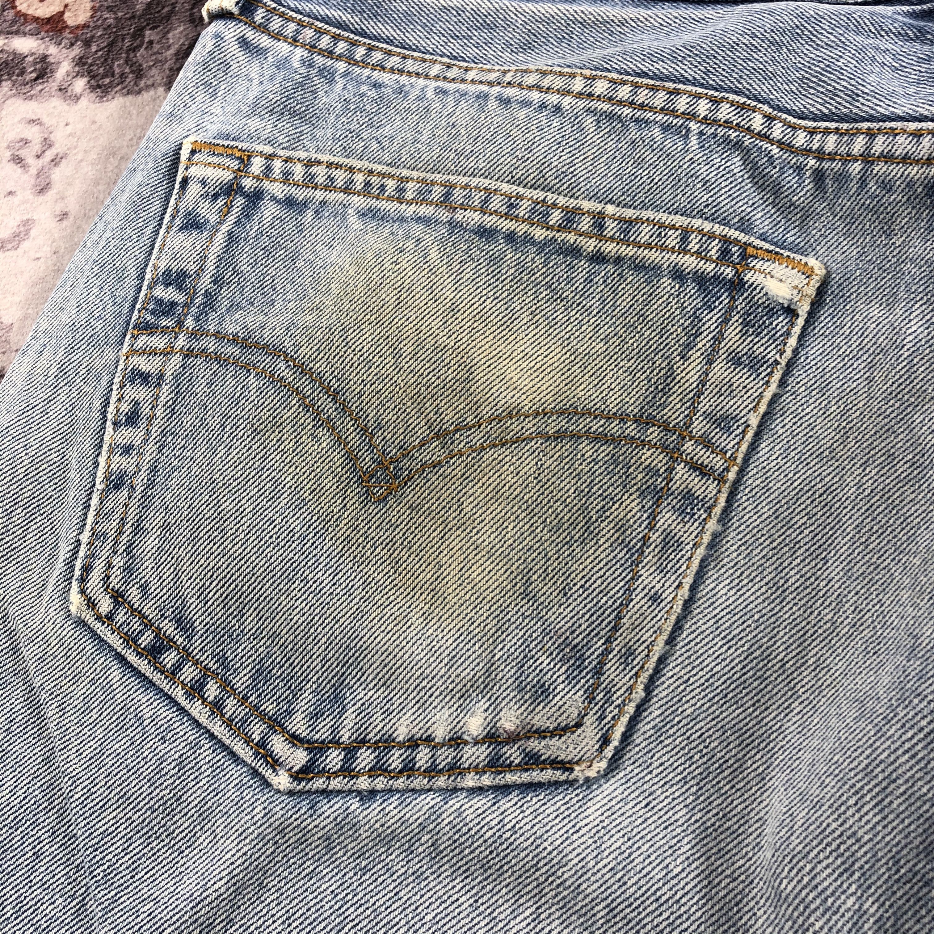 Levi's × Vintage 90s Vintage Light Wash Levis 501 Jeans-JM2595 Size US 33 - 10 Thumbnail