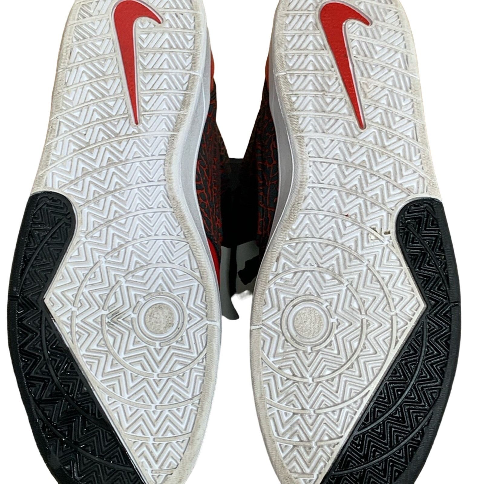 Nike NIKE KOBE 9 LIFESTYLE UNIVERSITY RED CEMENT 2014 LIKE NEW Size US 11 / EU 44 - 8 Thumbnail
