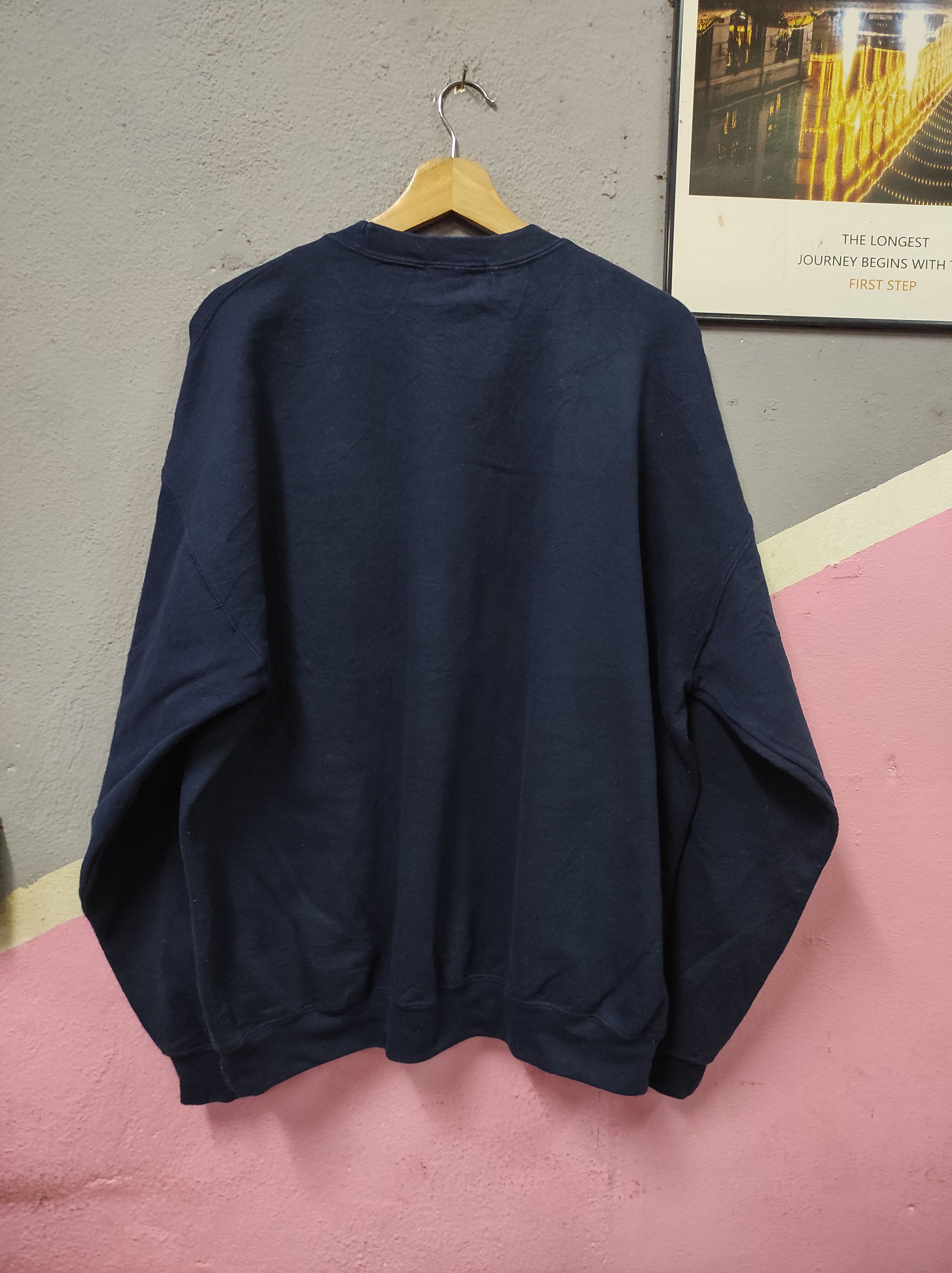 Japanese Brand FREAKS STORE USA BEAR EMBROIDERY LOGO SWEATSHIRT Size US XL / EU 56 / 4 - 4 Thumbnail