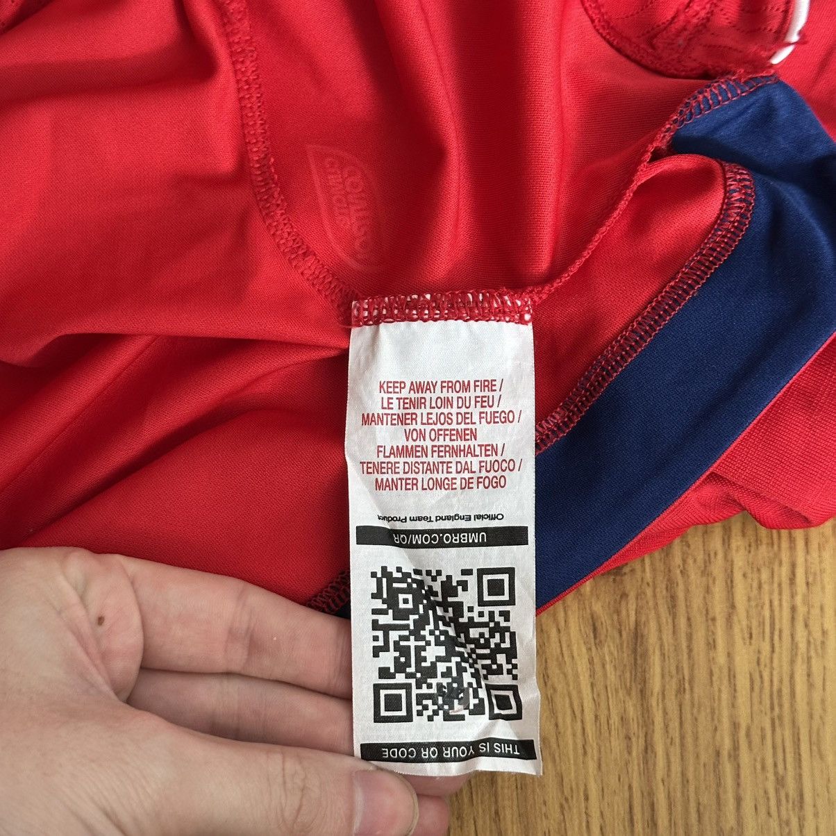 Umbro ENGLAND TEAM 2008/2010 FOOTBALL SOCCER JERSEY AWAY UMBRO Size US XXL / EU 58 / 5 - 8 Thumbnail