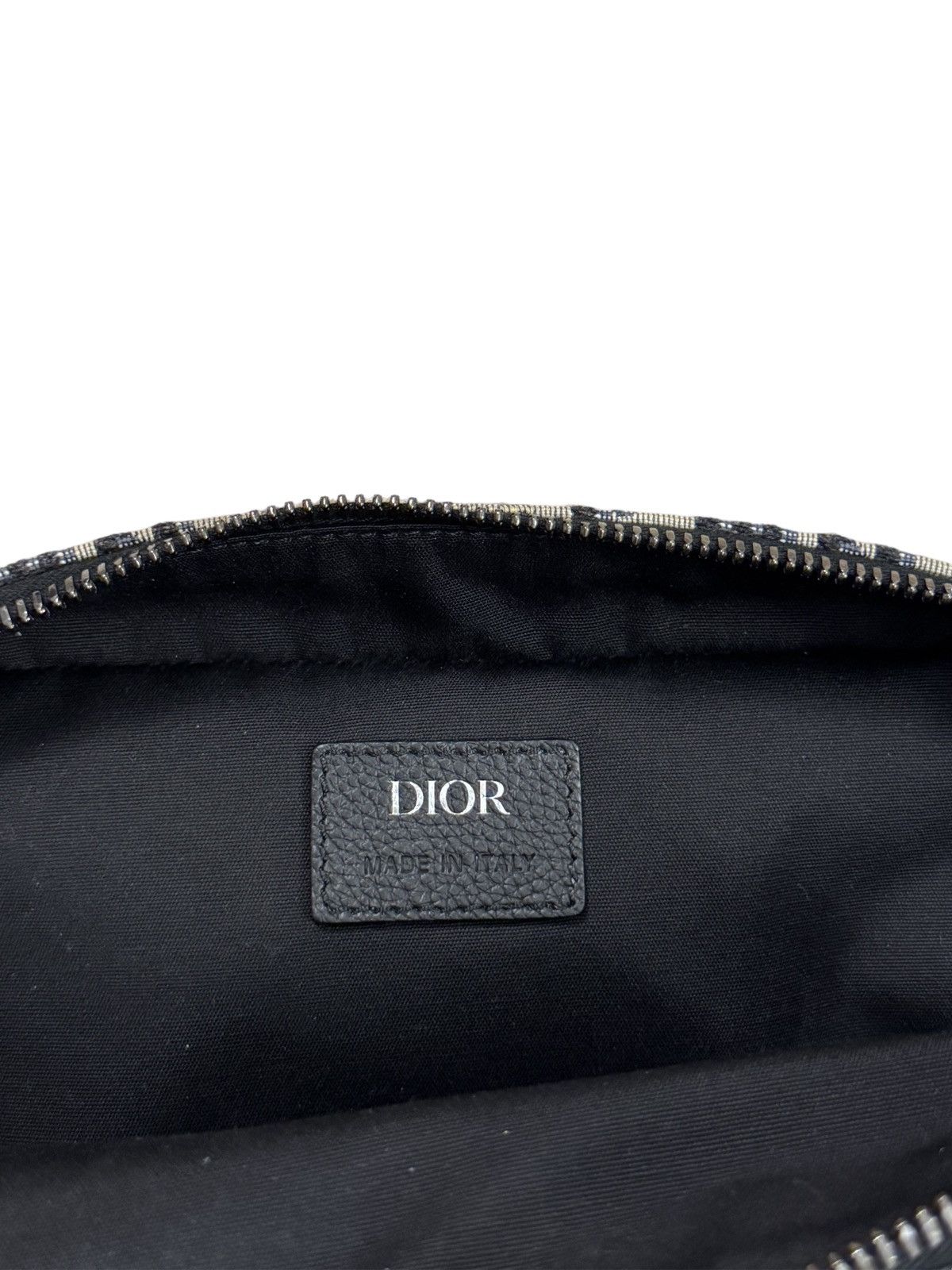 Dior 🔥3000$ Dior Oblique Jacquard Safari Messenger Bag/Dior Bag Size ONE SIZE - 21 Thumbnail