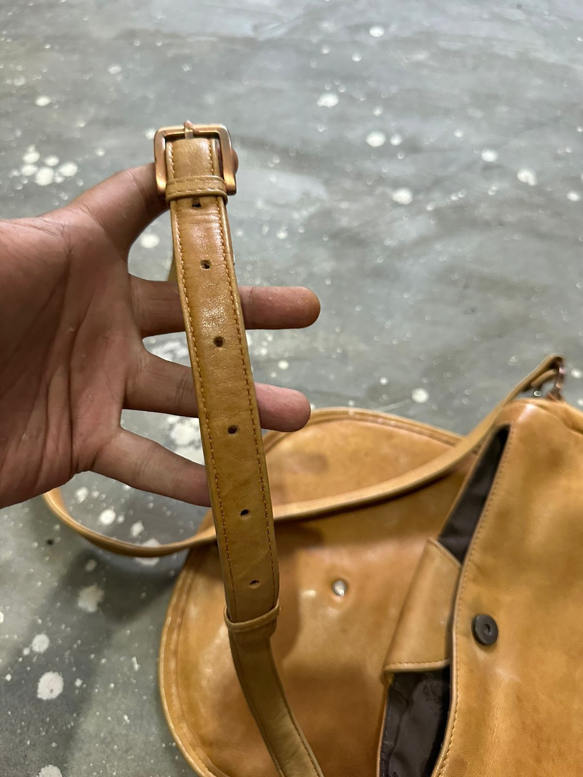 Yohji Yamamoto 🔥Vintage Ysaccs Yohji Yamamoto Leather Crossbody/ Sling bag Size ONE SIZE - 16 Thumbnail