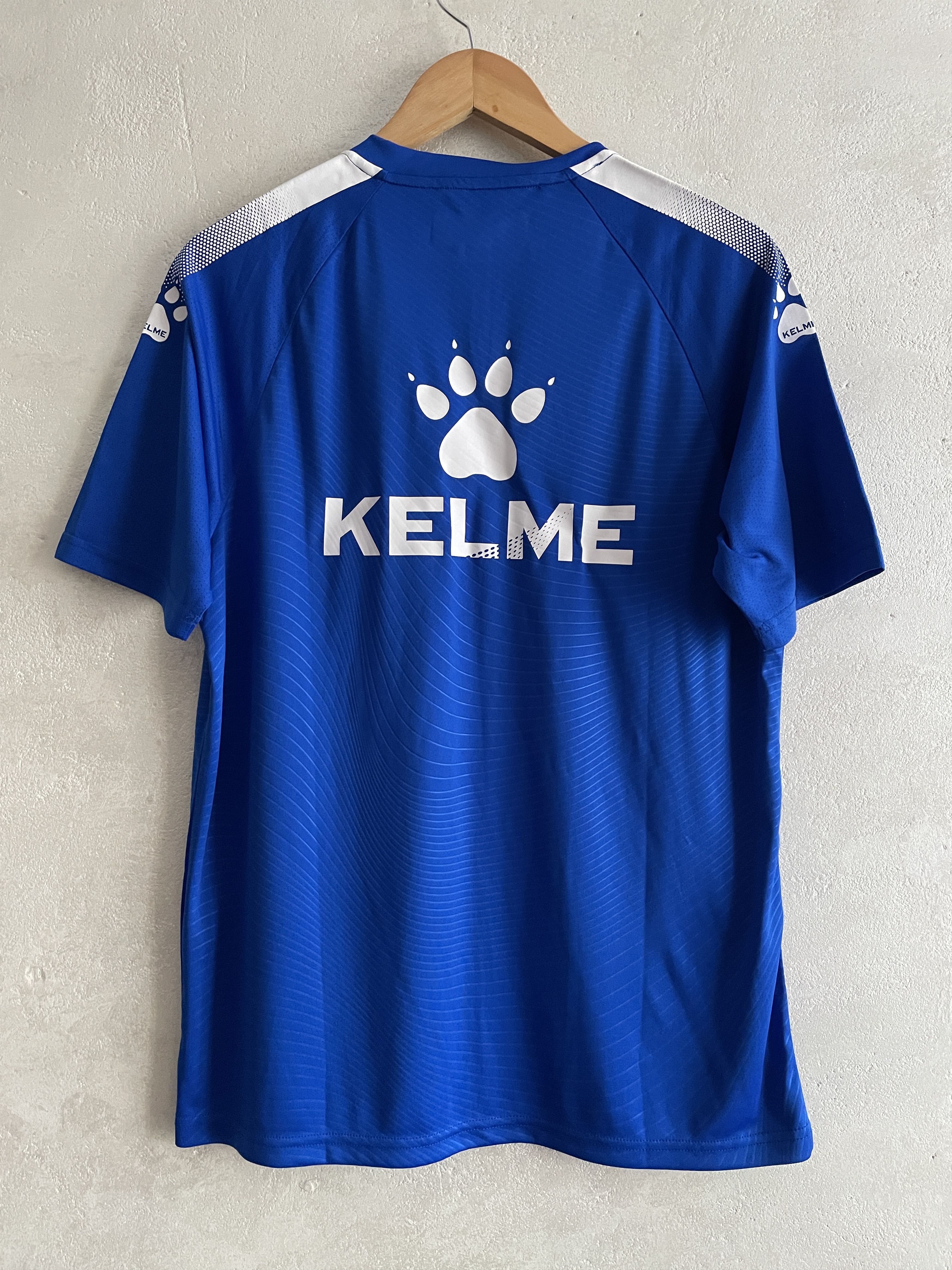 Other Deportivo Alaves Training Football Shirt Kit Soccer Jersey Size US M / EU 48-50 / 2 - 2 Thumbnail