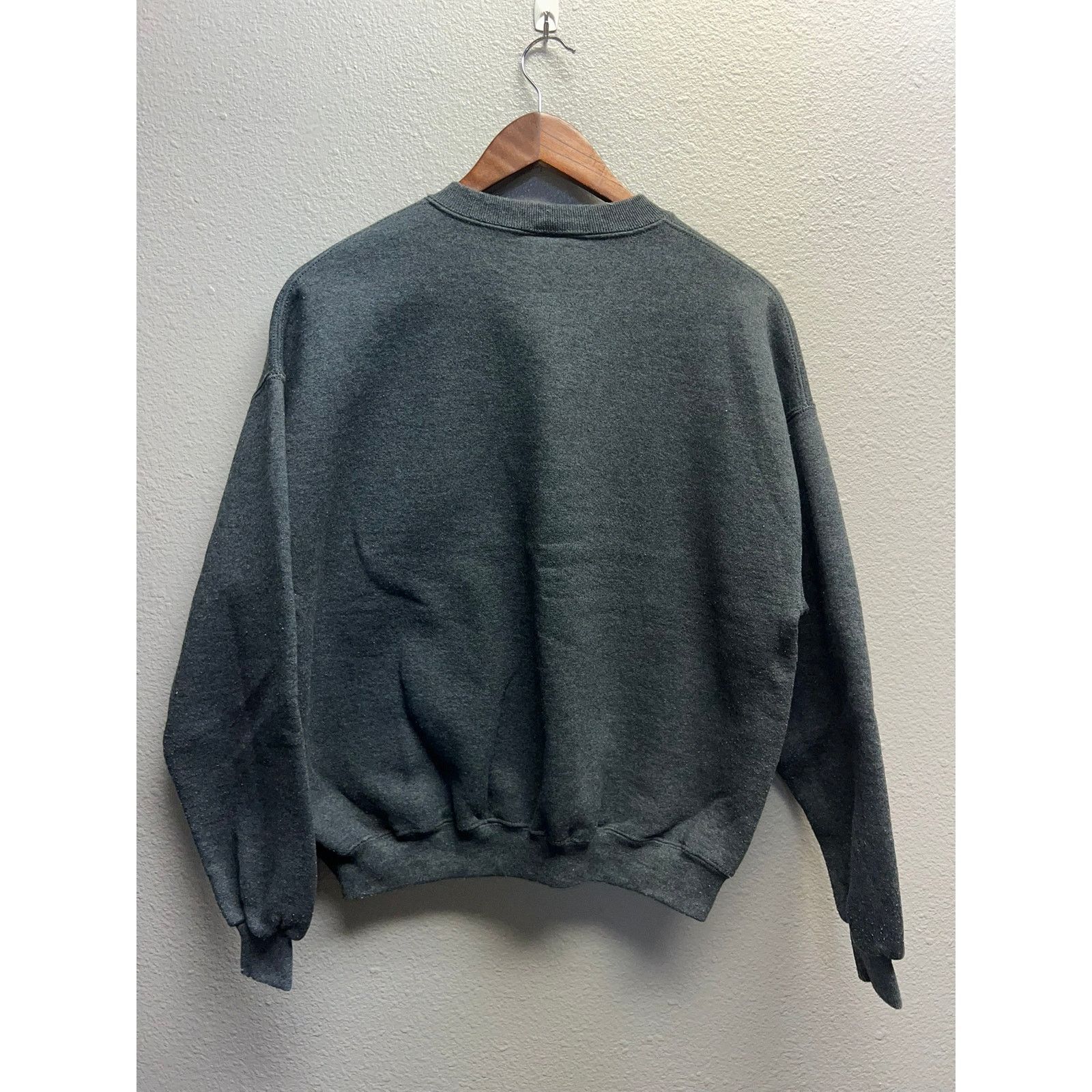 Vintage Vintage Gray Blank Sweatshirt Crewneck Cheetah VTG 90s M Size US M / EU 48-50 / 2 - 6 Thumbnail