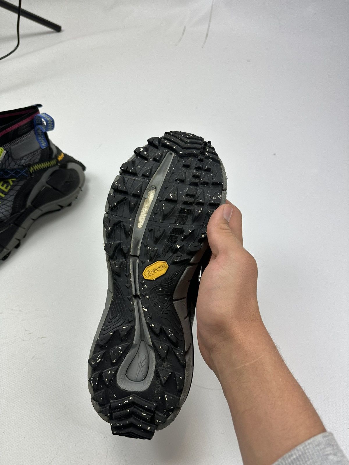 Reebok Reebok Zig Kinetica Edge GTX Gore-Tex — US 9 / EU 42.5 Size US 9 / EU 42 - 2 Thumbnail