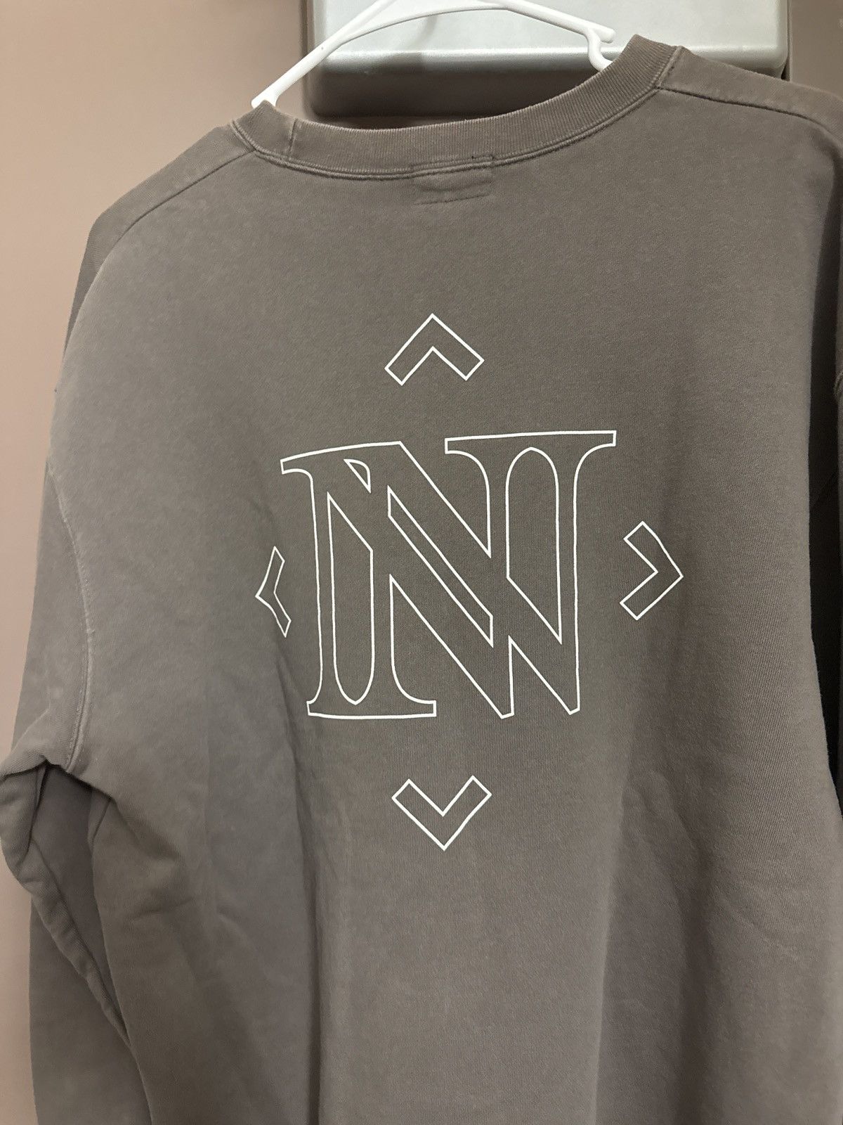 Number (N)ine number (n)ine crewneck (believed to be aw22) Size US L / EU 52-54 / 3 - 2 Thumbnail