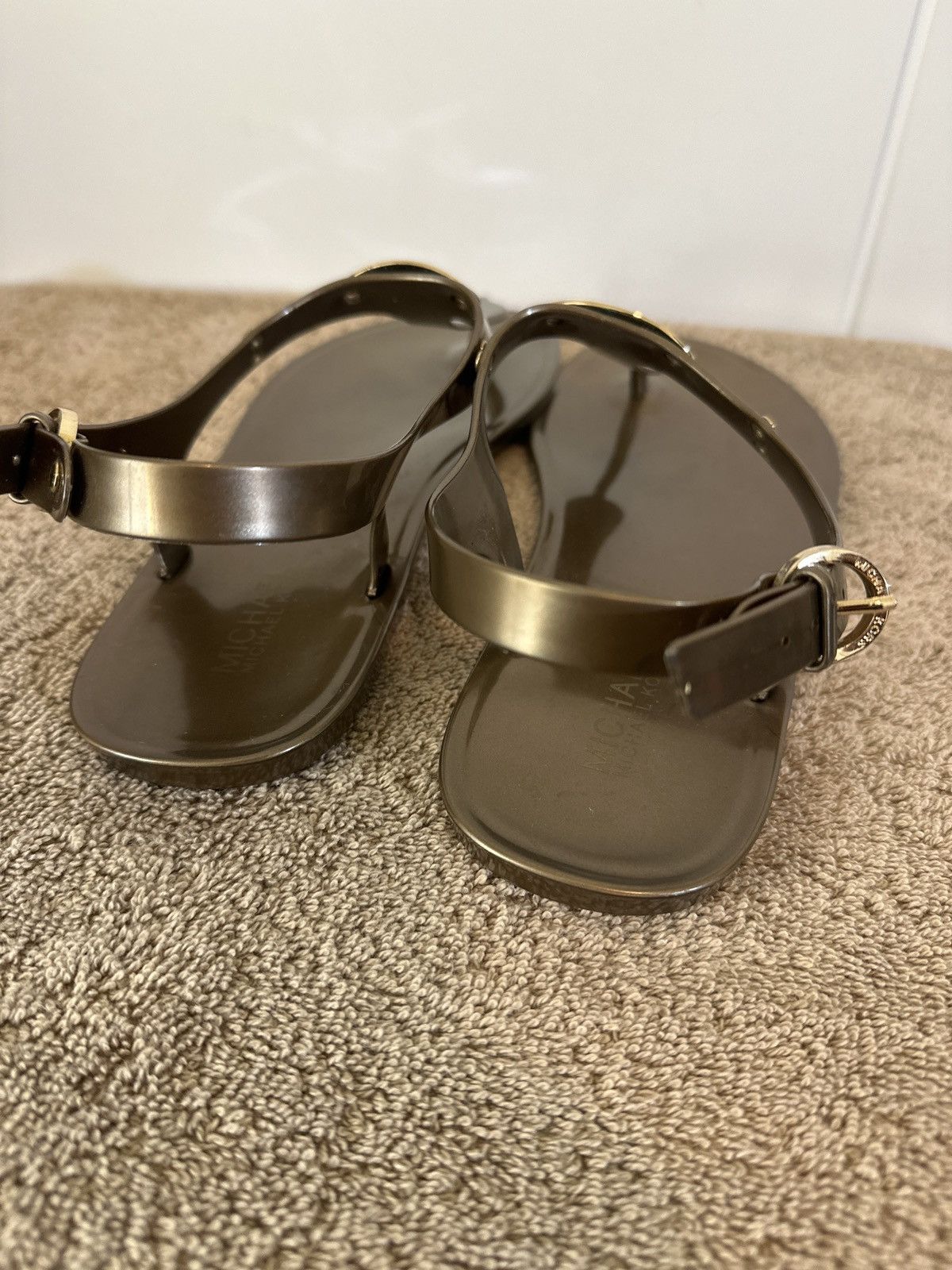 Michael Kors MICHAEL Michael Kors MK Bronze Plate Jelly Sandals Size US 9 / IT 39 - 5 Thumbnail