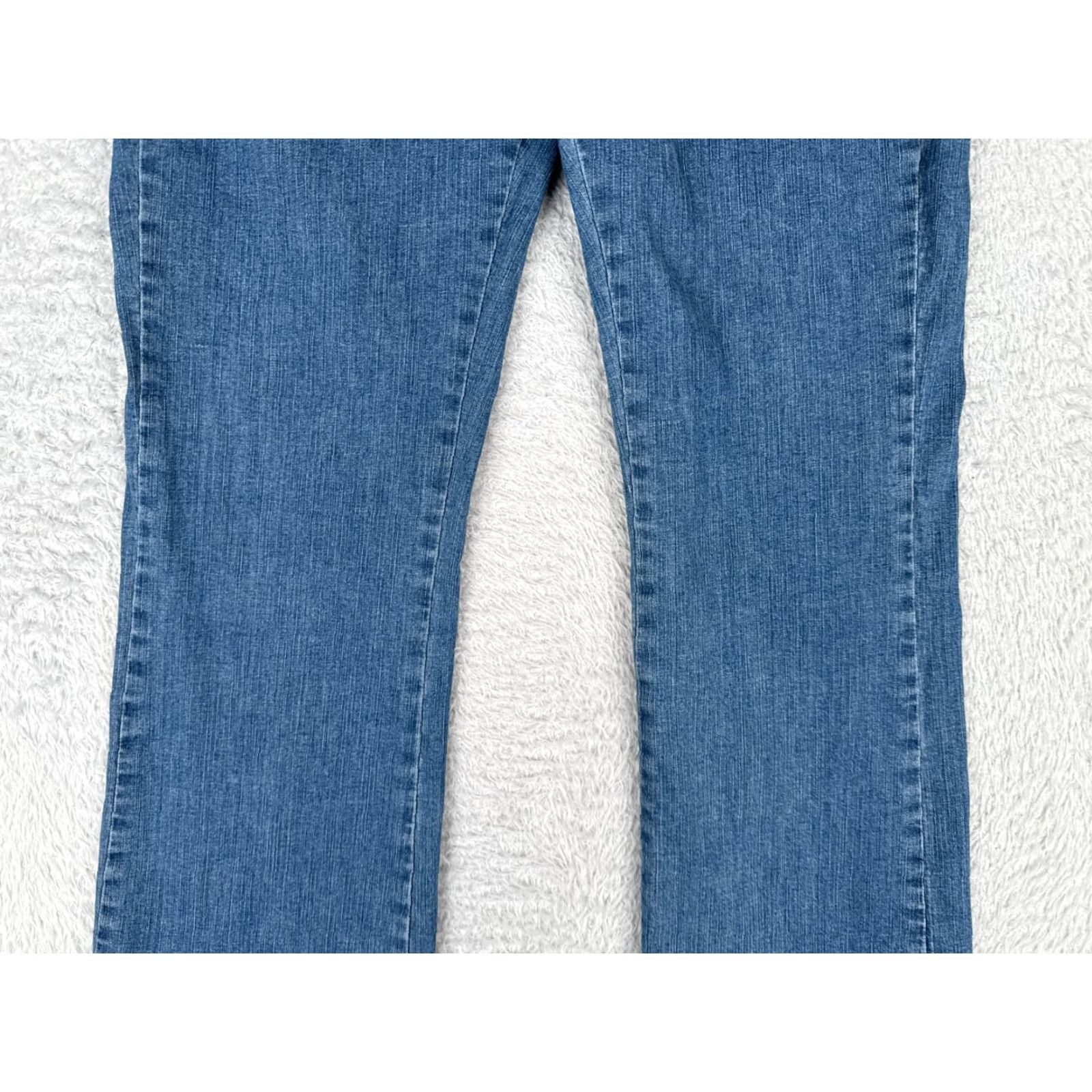 Lee Lee Jeans Women Boots Cut Denim 29x30 Blue Mid Rise 10 Regular Inseam 30 5-Pocket Cotton Blend Vintage No - Size 32" / US 10 / IT 46 - 3 Thumbnail