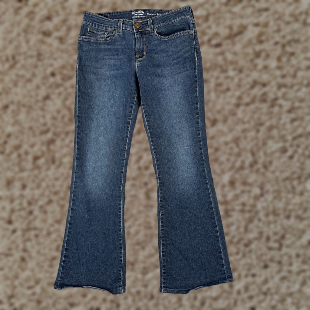 Levi's Levis Jeans Womens 6 Blue Denim Boot Cut Modern Cotton Blend Dark Retro 28x27 Womens Size 28" / US 6 / IT 42 - 1 Thumbnail