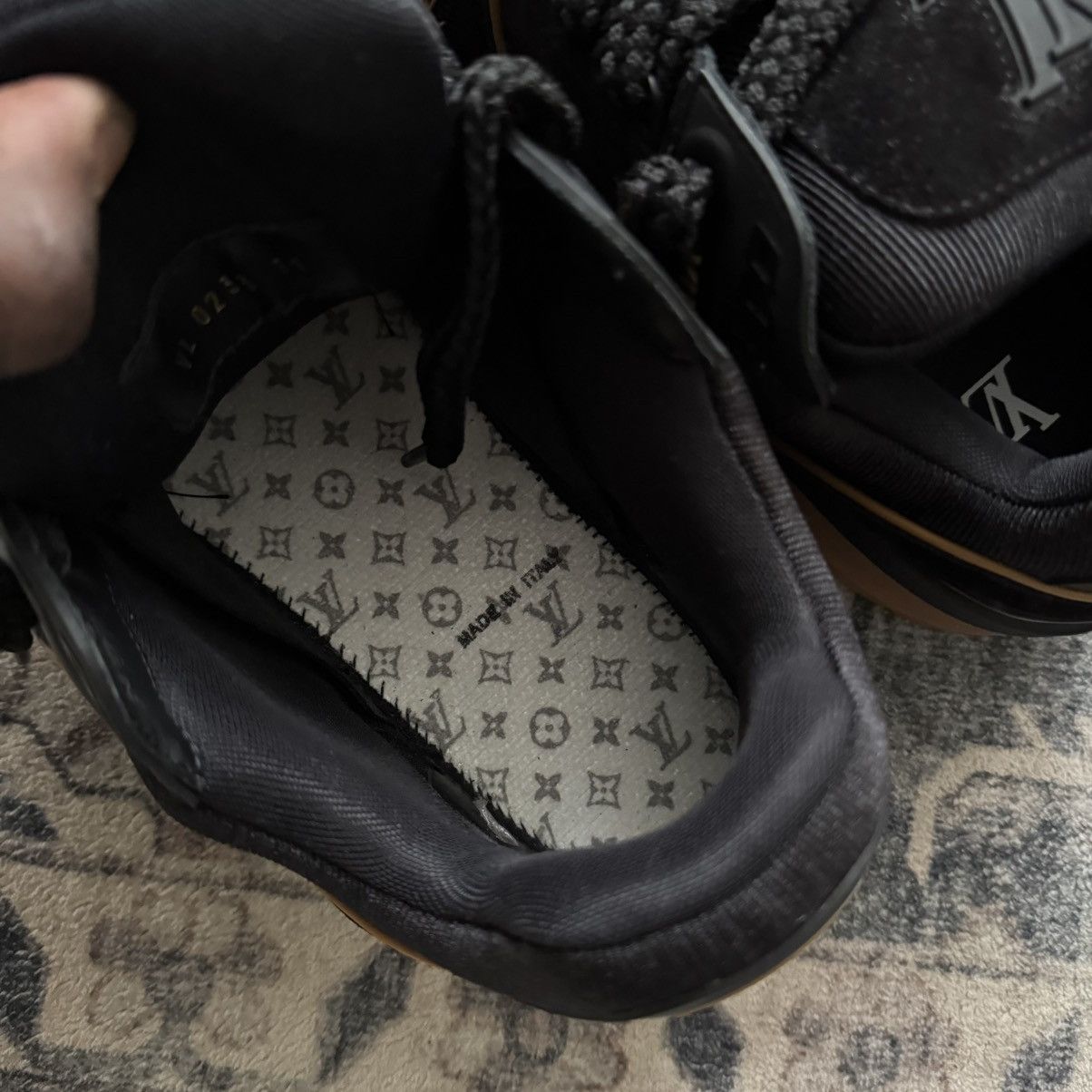 Louis Vuitton LV Louis Vuitton Maxi Trainer Black Brown Suede Black sz 12 Size US 12 / EU 45 - 6 Thumbnail