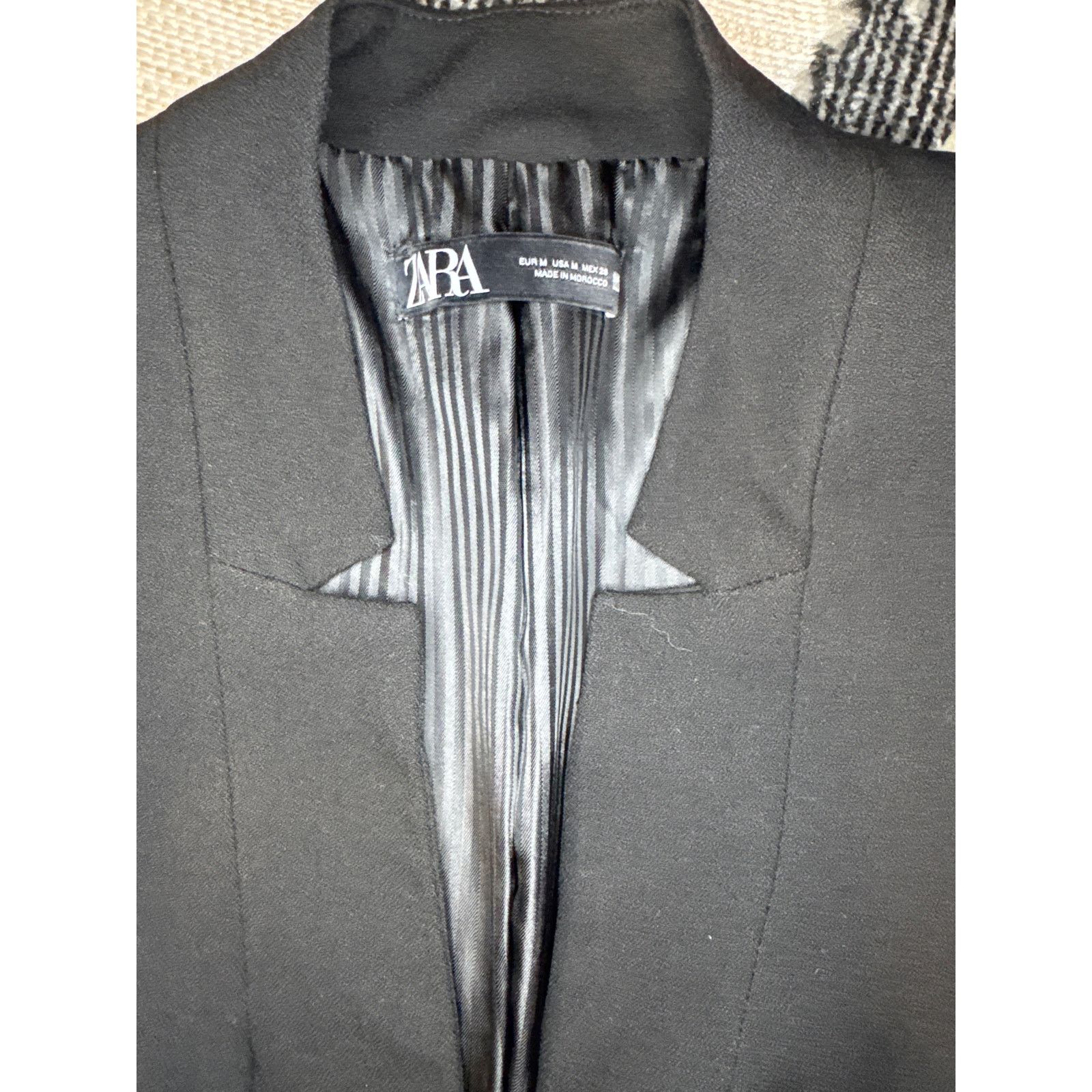 Zara Zara knee length blazer shoulder pads hook closure Size M / US 6-8 / IT 42-44 - 2 Thumbnail