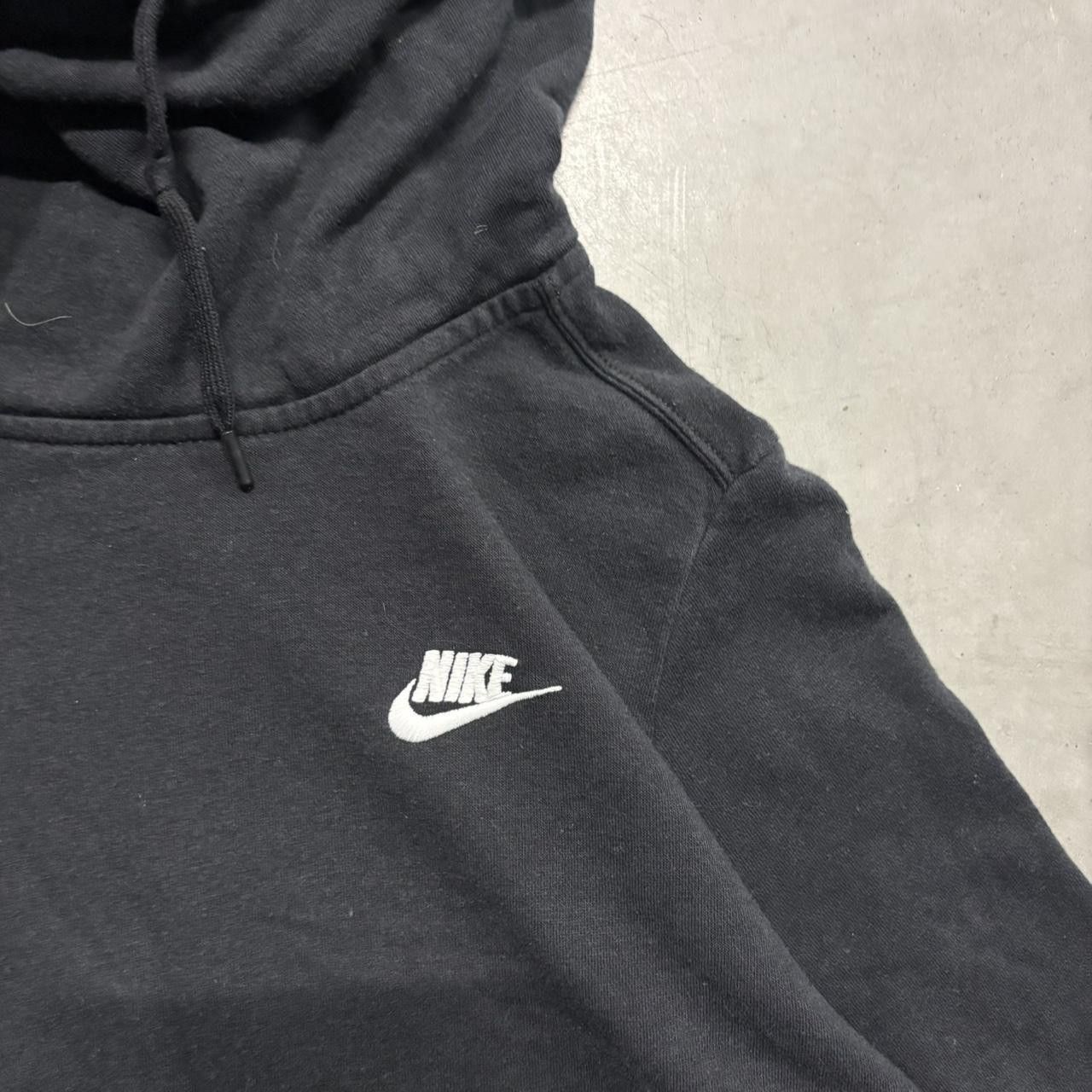 Nike × Vintage Crazy Vintage Y2K/2000s Black Nike White swoosh Spellout Blue Tag Hoodie! Size US M / EU 48-50 / 2 - 2 Thumbnail