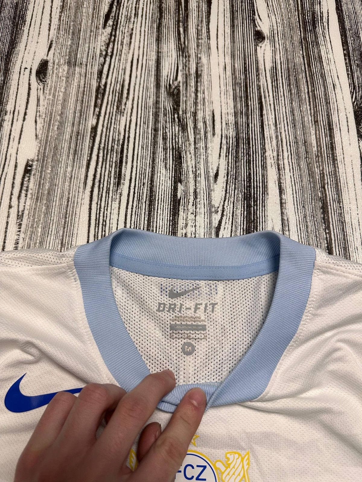 Nike Rare Nike FC Zurich Player Issue Training Top 2014-15 size M Size US M / EU 48-50 / 2 - 8 Thumbnail