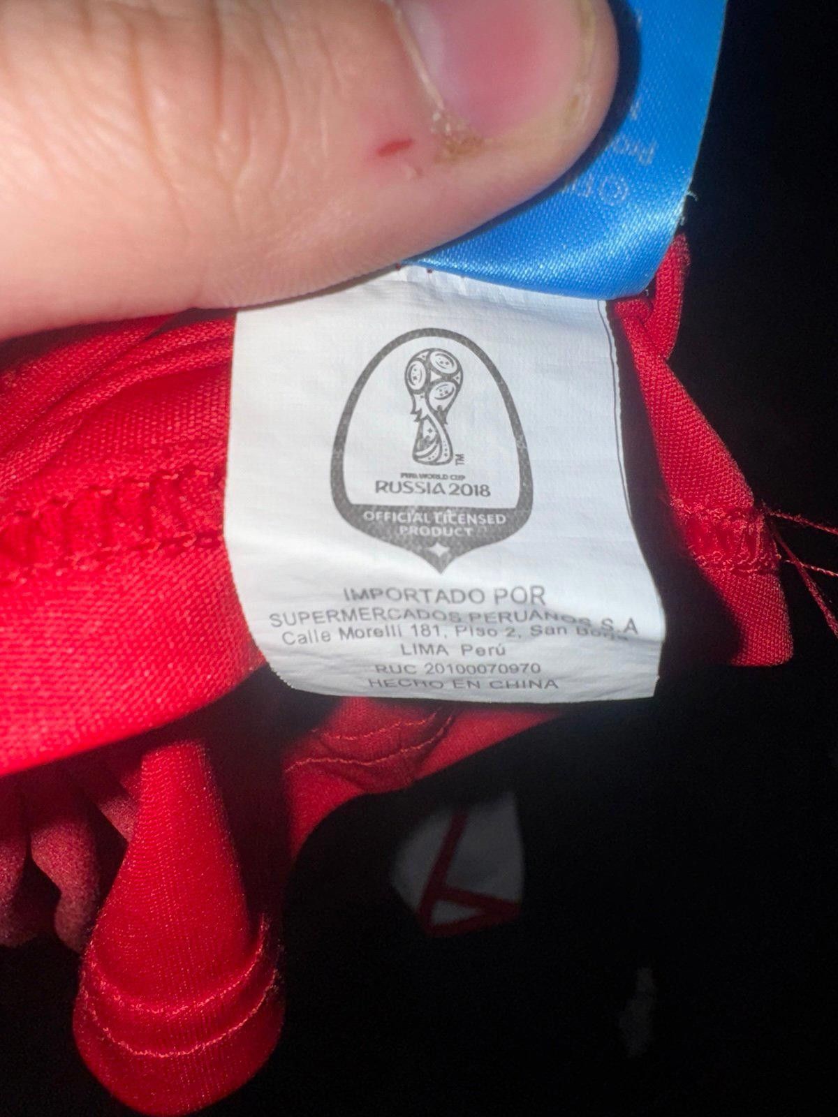 Fila Russia 2018 FIFA World Cup Peru Soccer FC Jersey Sz M Men’s Size US M / EU 48-50 / 2 - 7 Thumbnail