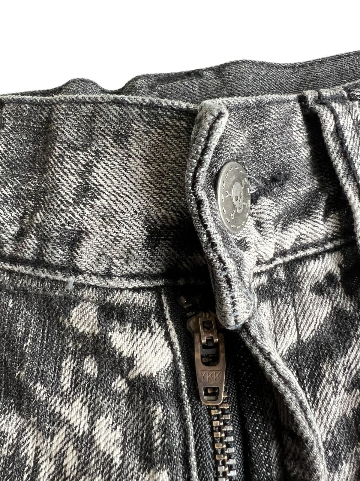 Obelisk "Impulse Pleasure" Anarchy Poems Distressed Goth Baggy Jorts Size US 30 / EU 46 - 7 Thumbnail