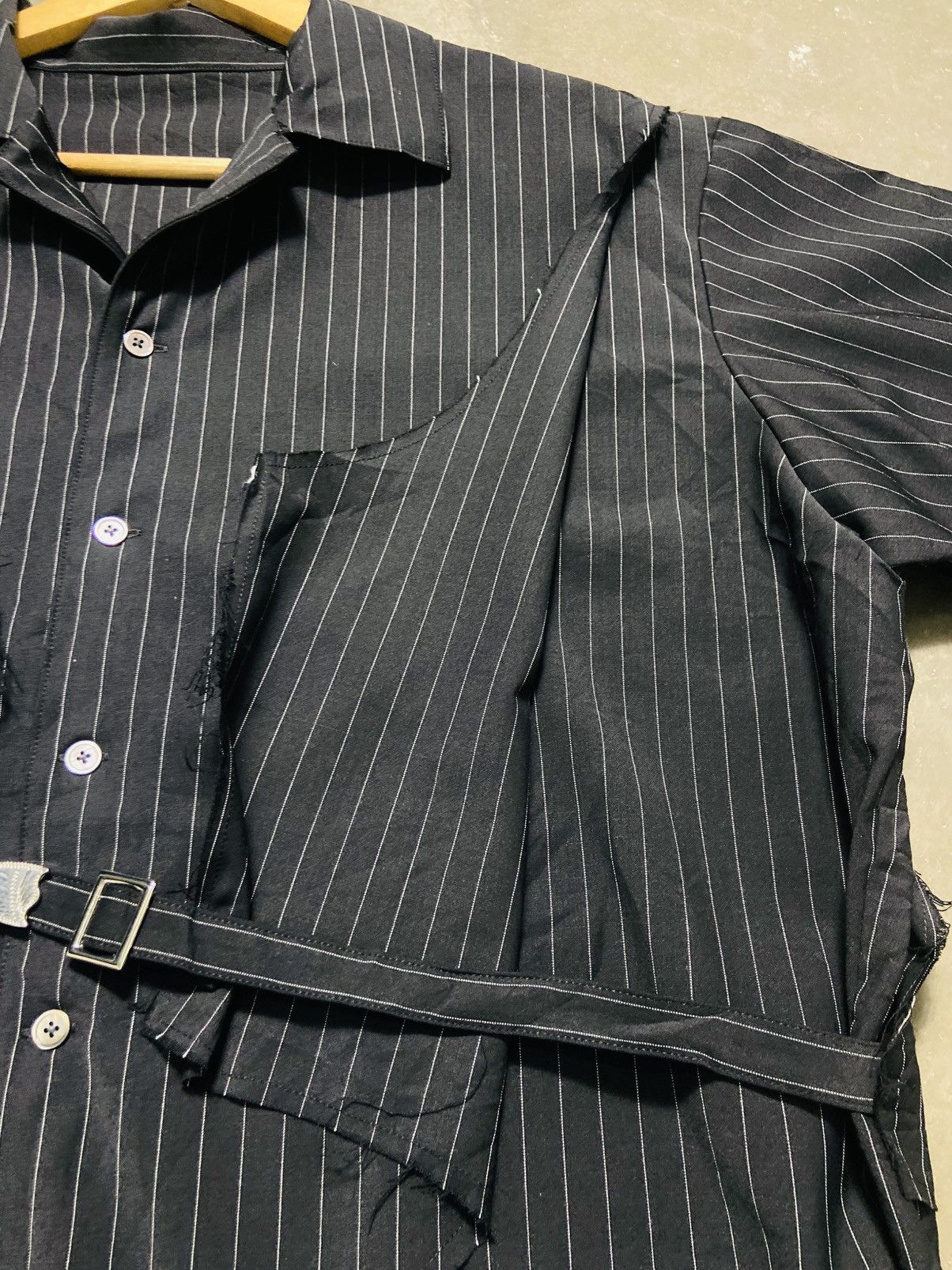 Japanese Brand United Tokyo Deconstructed Pinstripe Shirt - Side Buckle Size US XL / EU 56 / 4 - 7 Thumbnail