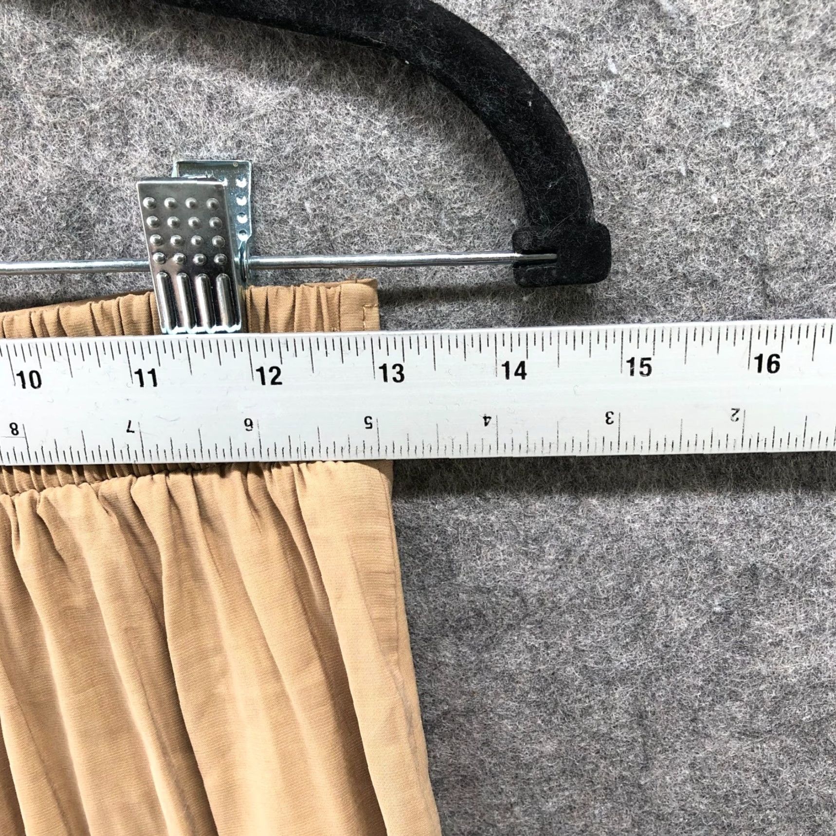 Vintage Max Studio Midi Skirt Womens XS Beige Faux Wrap Buckle Lightweight A-Line Size 26" / US 2 / IT 38 - 6 Thumbnail