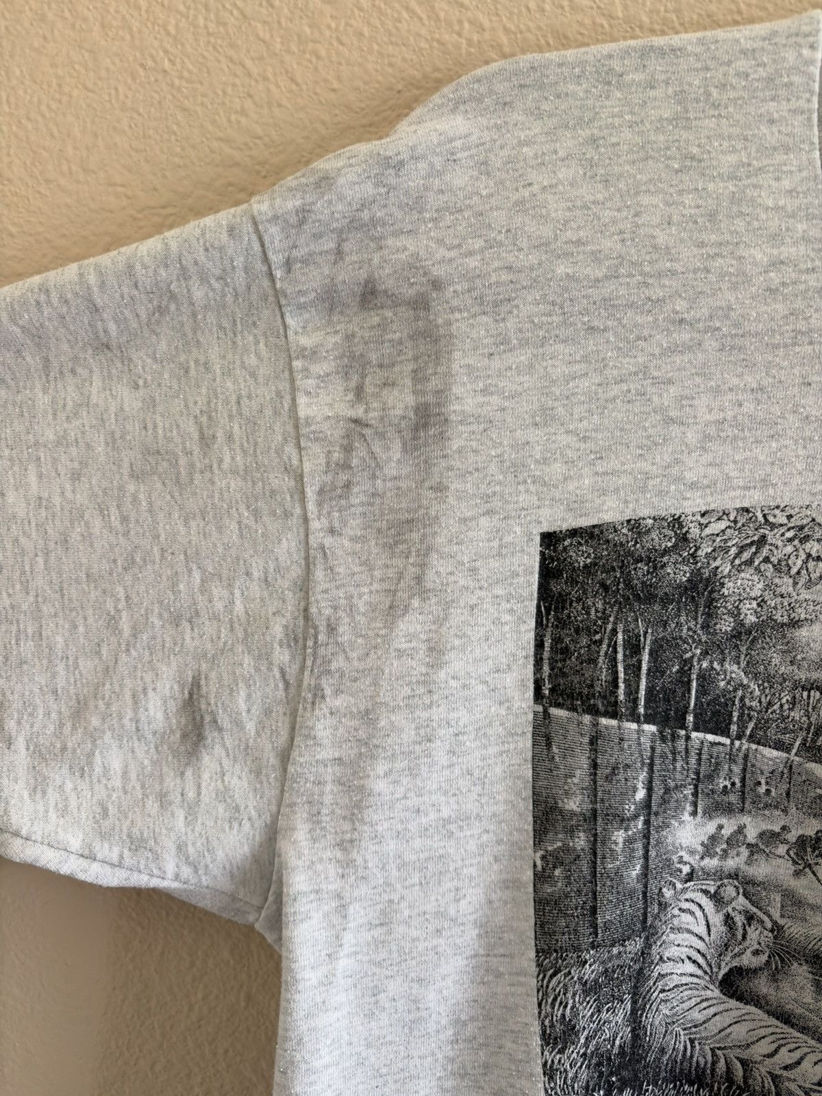 Vintage Vintage Grail Vietnam War Fears, Tears, Nightmares Art Tee Size US L / EU 52-54 / 3 - 3 Thumbnail