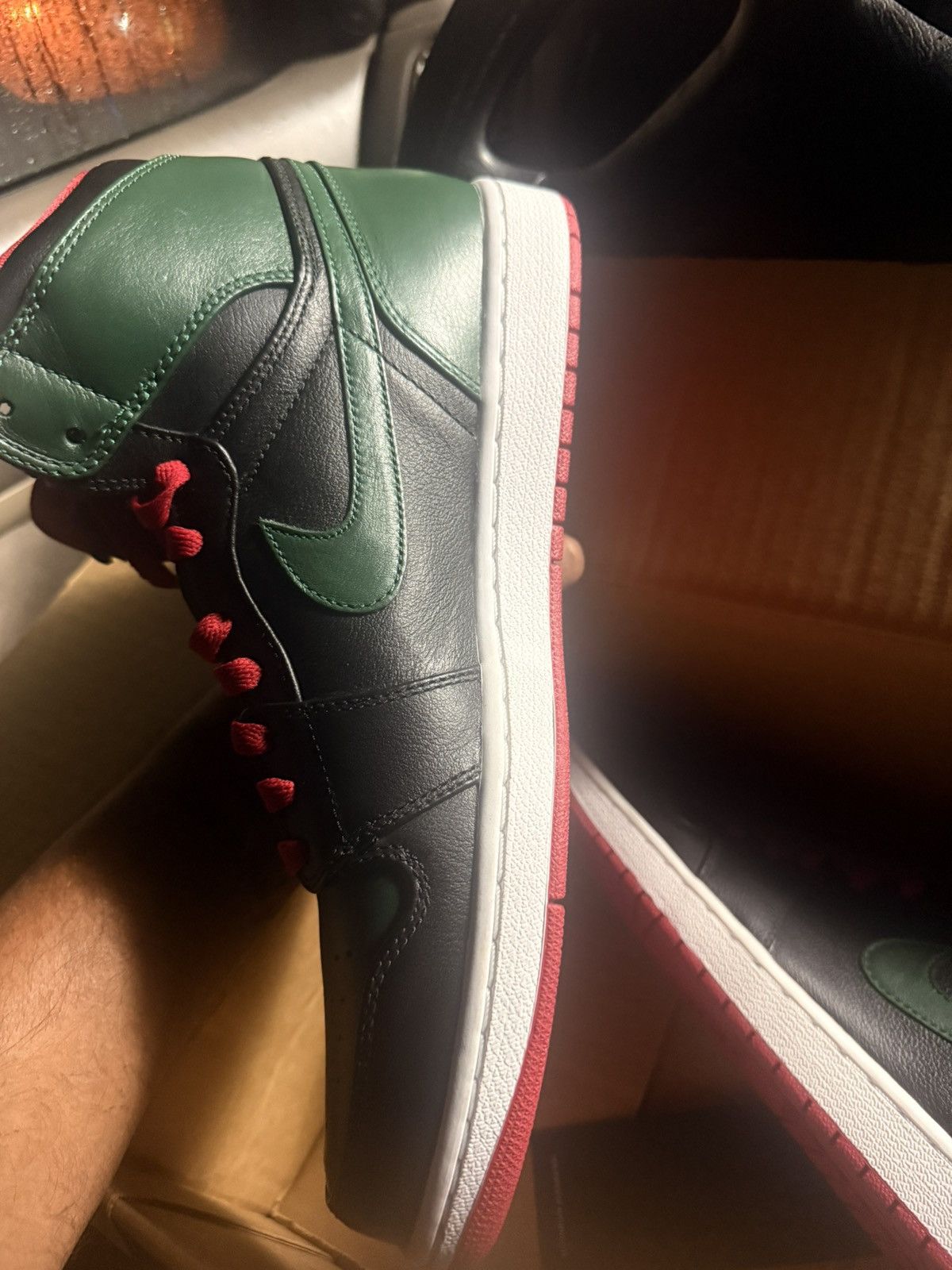 Jordan Brand Jordan 1 Retro OG Sz 12.5 Men’s 2012 Gucci ColorWay Edition Size US 12.5 / EU 45-46 - 12 Thumbnail