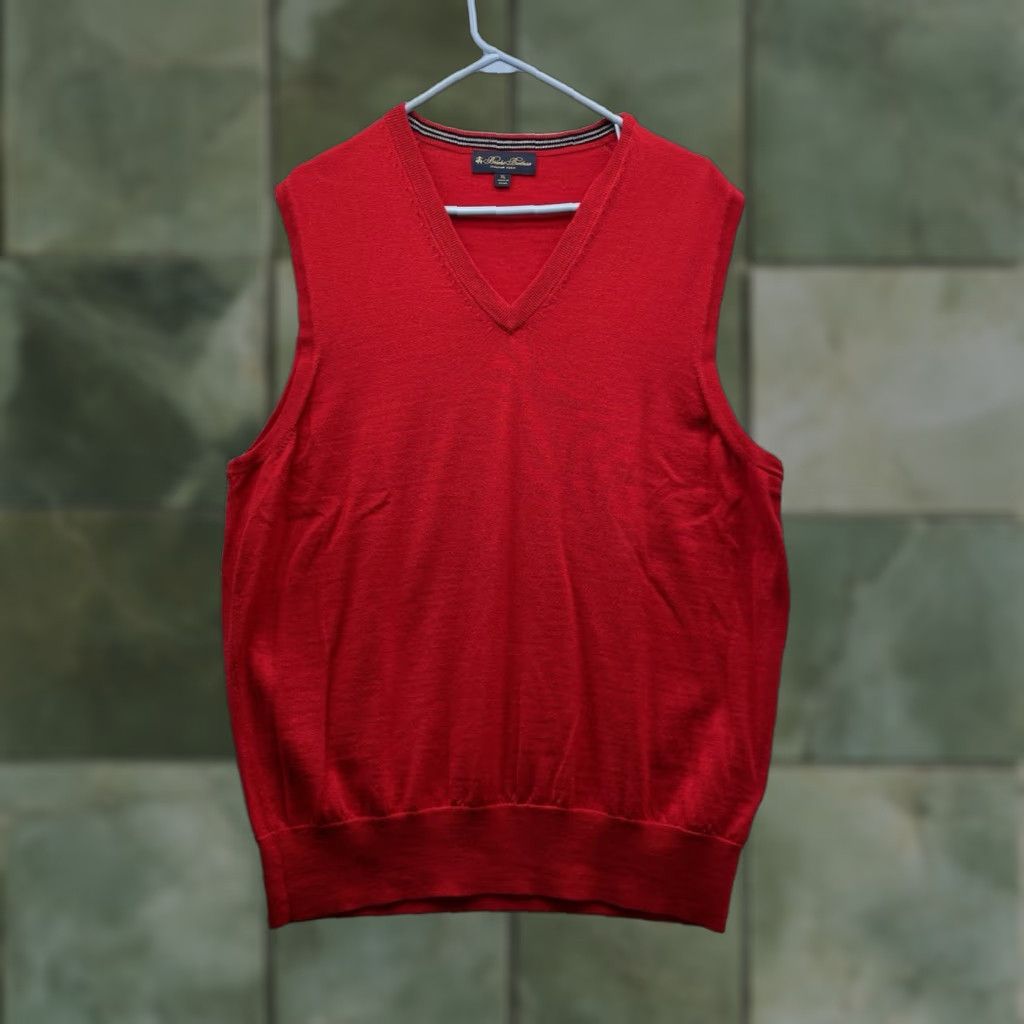 Brooks Brothers Brooks Brothers Sweater Vest Mens XL V-Neck Red Wool Knit Golf Vest Size US XL / EU 56 / 4 - 1 Thumbnail