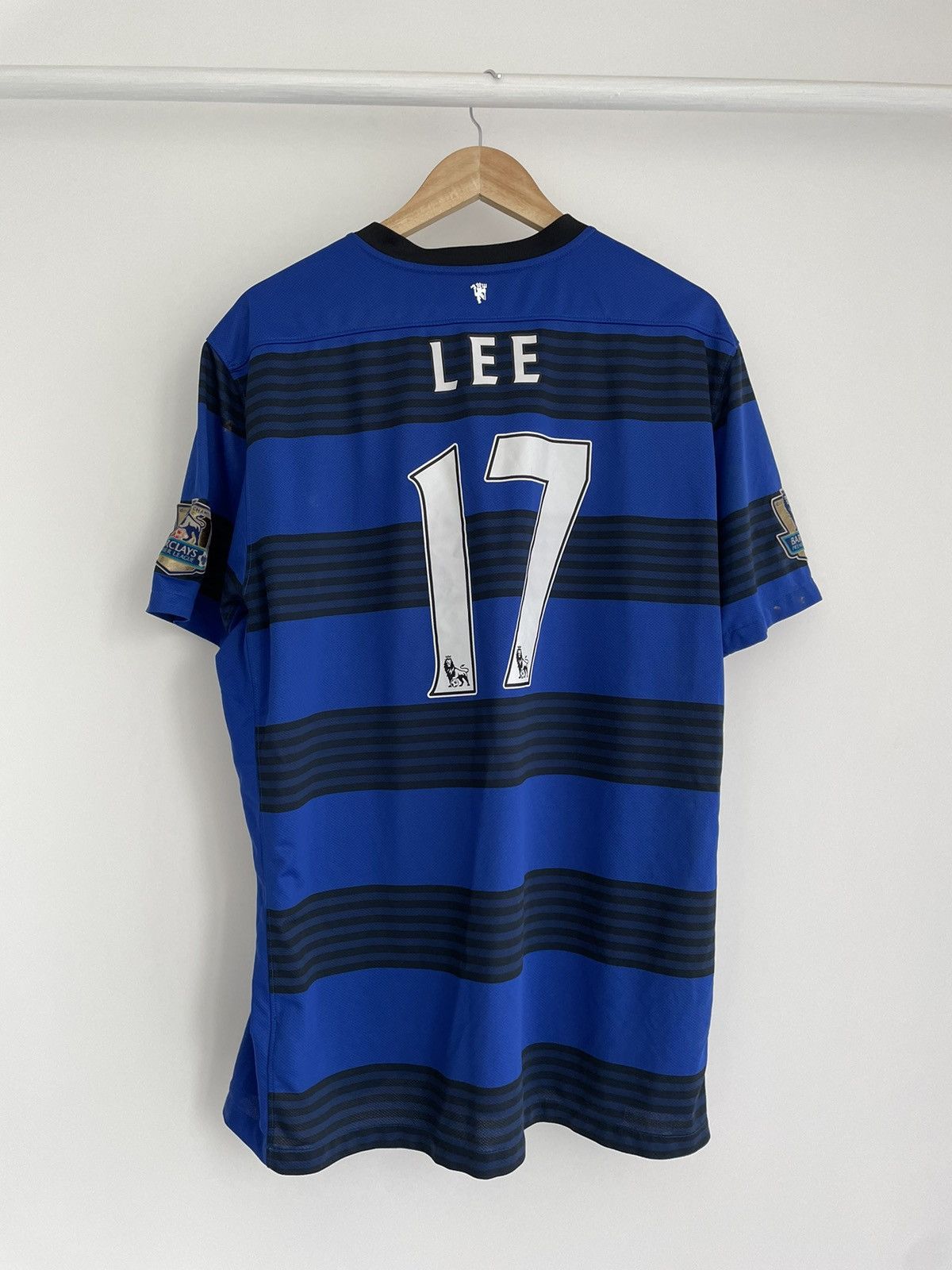 Nike × Vintage Manchester United Nike 2011/12 AON Away Jersey Size US XXL / EU 58 / 5 - 2 Thumbnail