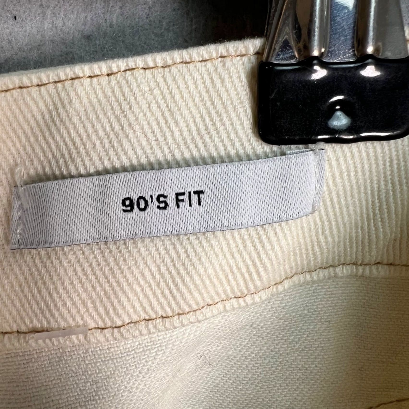 Forever 21 FOREVER 21 Premium 90s Fit High-Waist Cream Denim Jeans Mens 31 Size US 31 - 4 Thumbnail