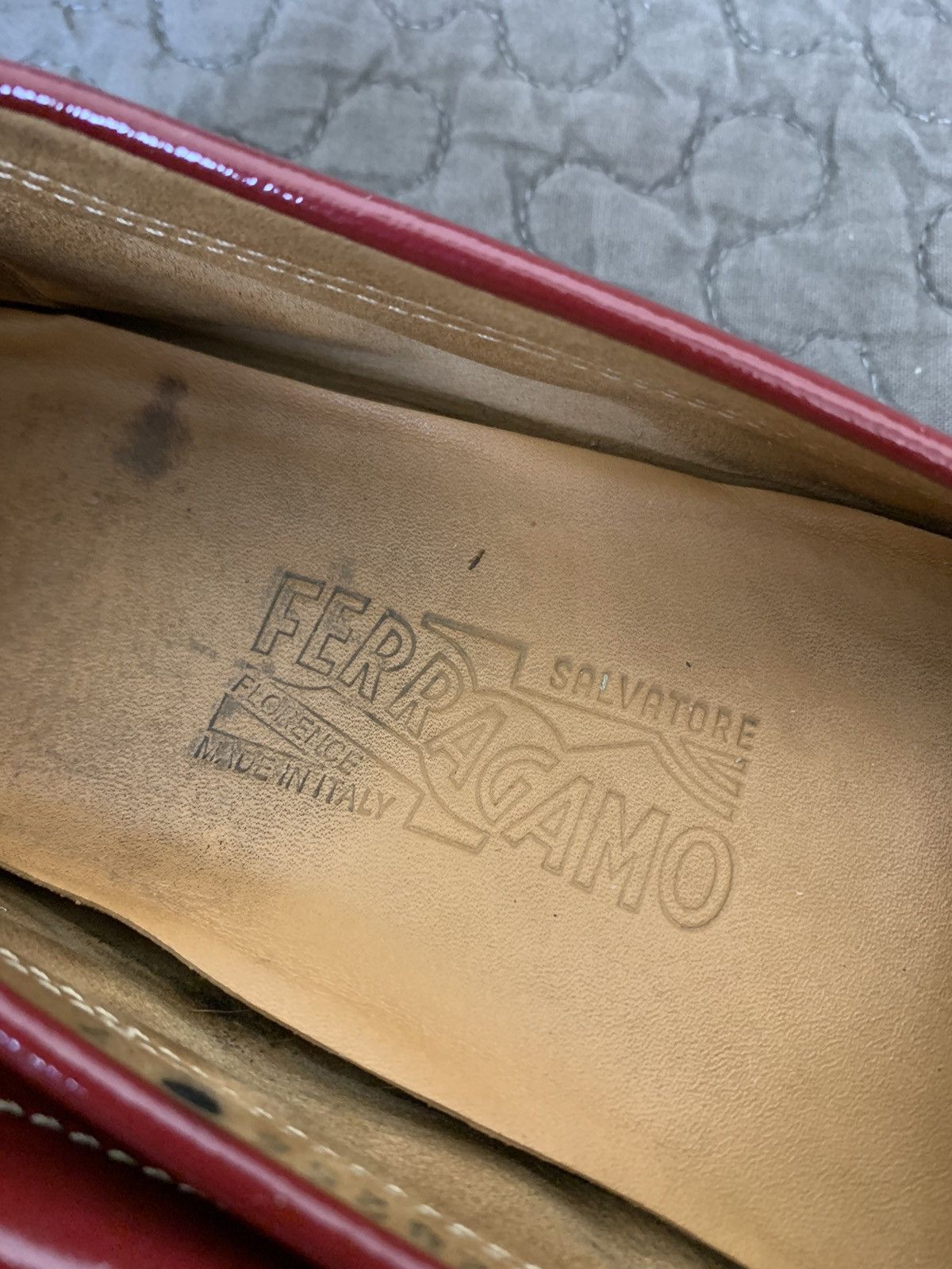Salvatore Ferragamo Salvatore Ferragamo Womens Gancini Bit Patent Loafers Size US 7 / IT 37 - 2 Thumbnail