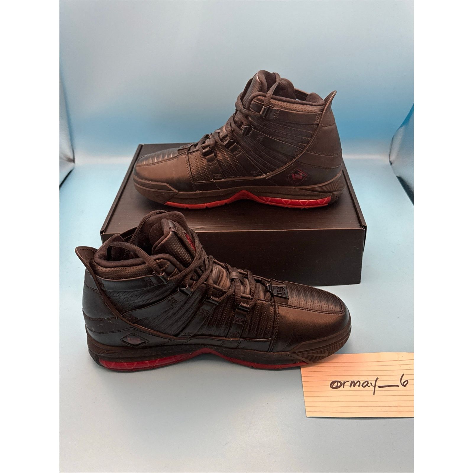 Nike Nike Zoom Lebron III Black Crimson m8 w9.5 Size US 8 / EU 41 - 2 Thumbnail