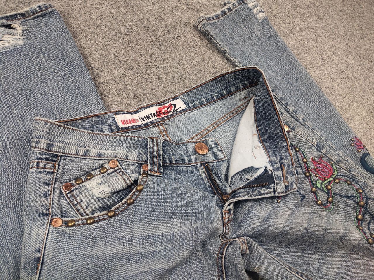 If Six Was Nine Mirame vintage Y2K Style logo Blue Faded denim Flared Jeans Size 31" - 14 Thumbnail