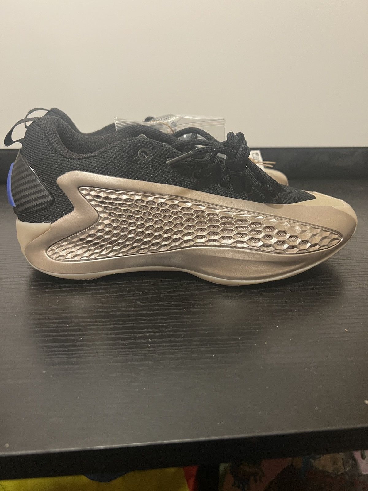 Adidas SIZE 6 MEN - AE 1 Low Size US 6 / EU 39 - 3 Thumbnail