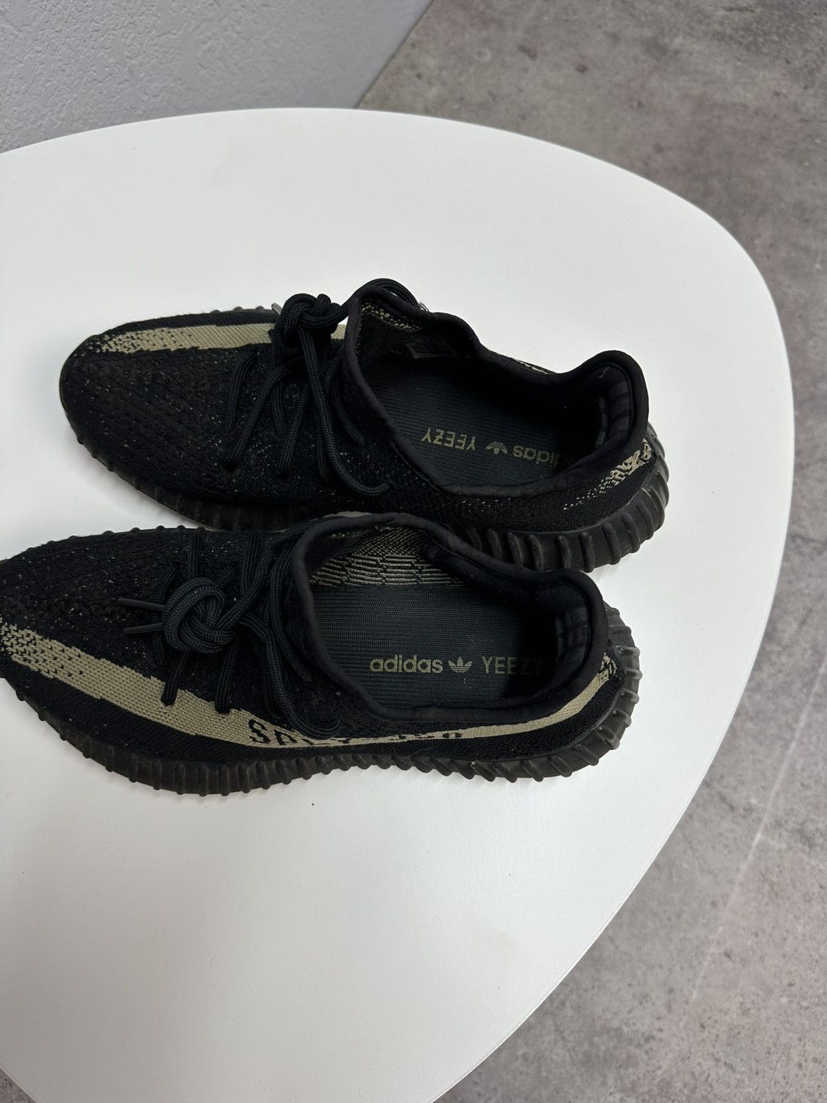Adidas Vintage 2016 Adidas Yeezy 350 V2 Oreo Shoes Sneakers Size US 8.5 / EU 41-42 - 10 Thumbnail
