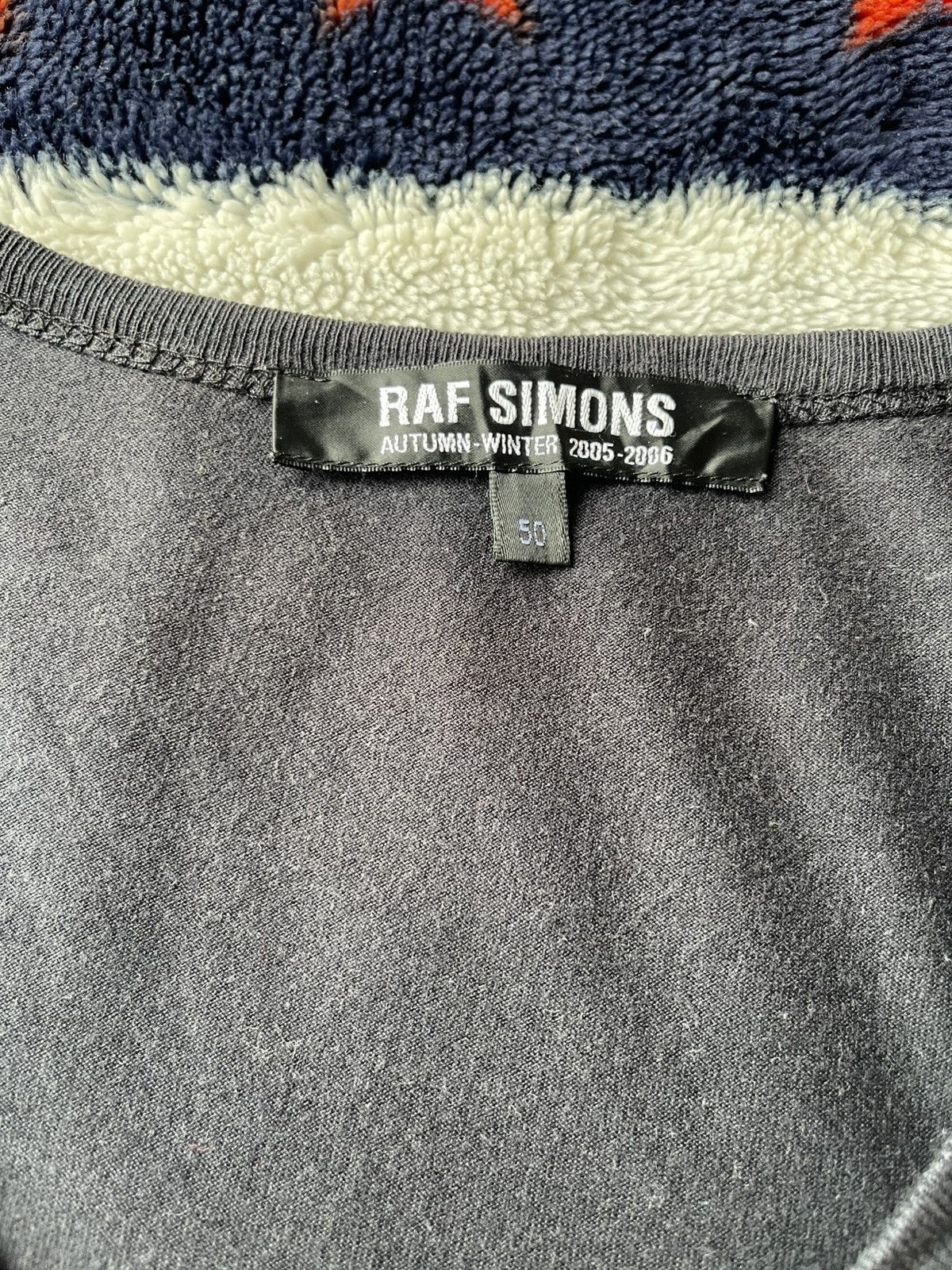 Raf Simons A/W 2005-2006 Raf Simons R Small Logo Long Sleeve Tee Size US S / EU 44-46 / 1 - 11 Thumbnail