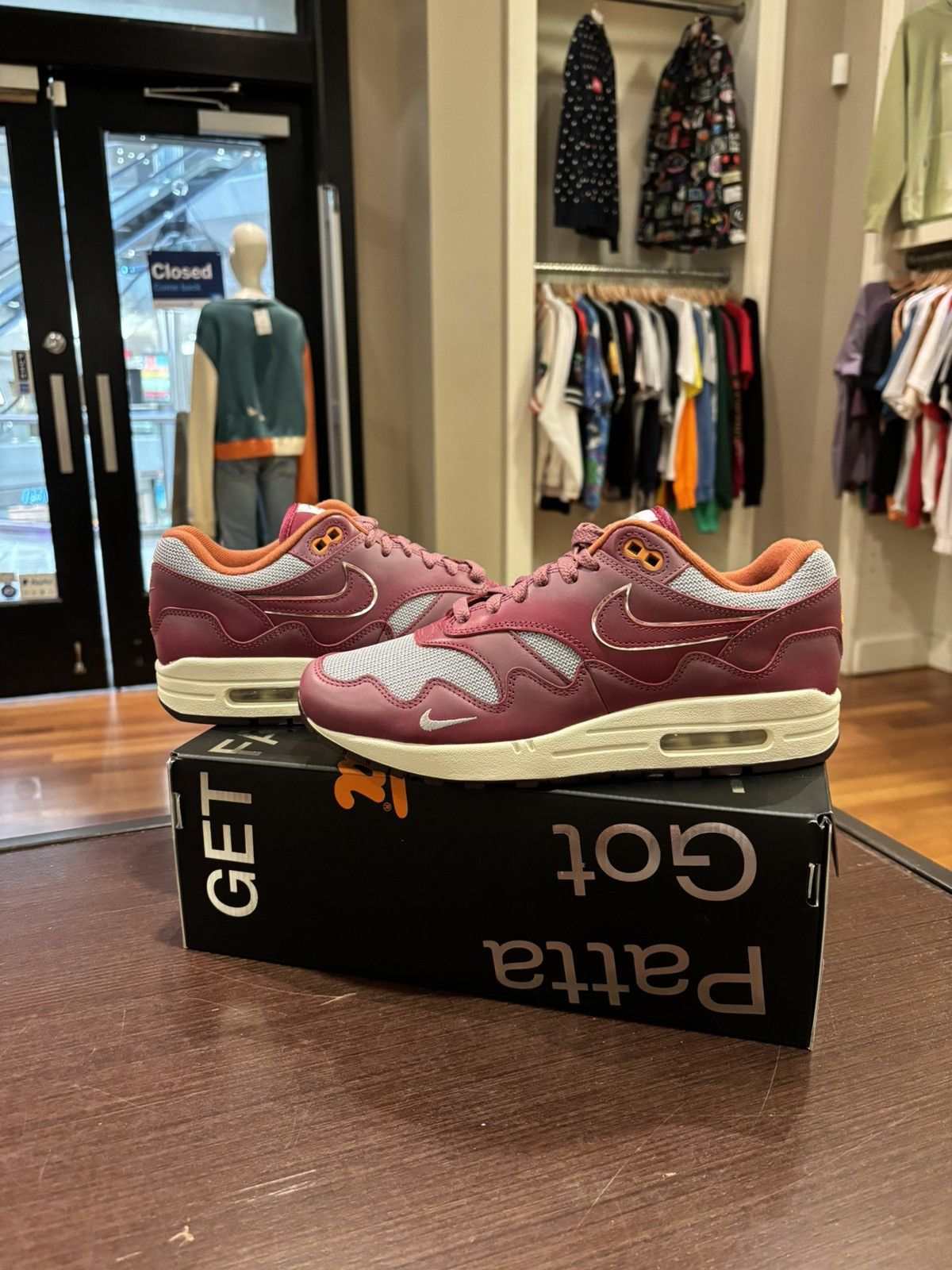 Nike Air Max Patta Waves Rush Maroon (with Bracelet)