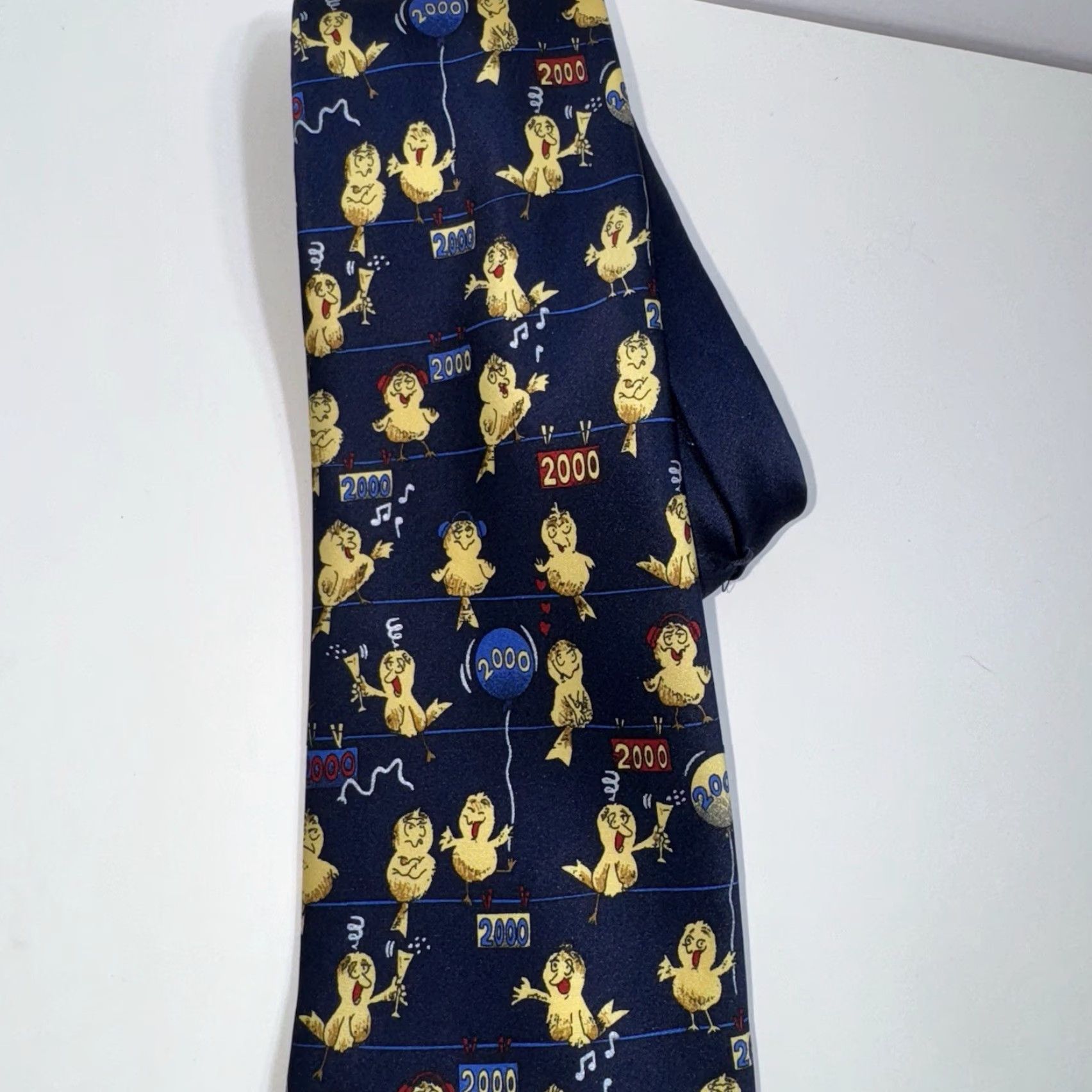 Saks Fifth Avenue VINTAGE Saks Fifth Avenue Tie Blue 100% Silk Y2K 2000 New Years 4" Yellow Bird Mens Tie Classic Width Blue Silk Bird Pattern Plaids & Checks Size ONE SIZE - 2 Thumbnail