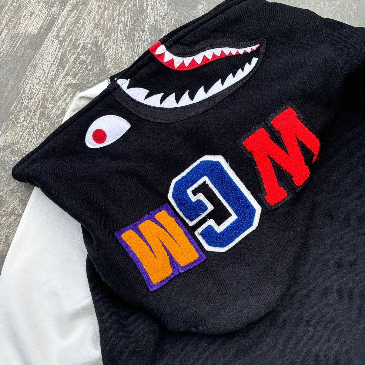 Bape Bape Shark Full Zip Hoodie Size US S / EU 44-46 / 1 - 9 Thumbnail
