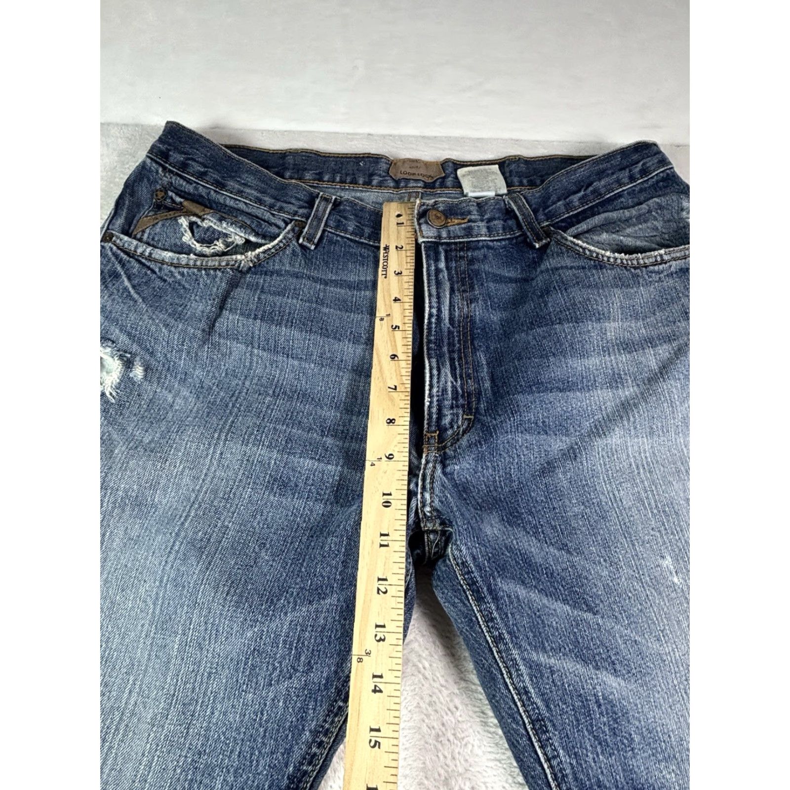 Ariat Ariat Jeans Men's Relaxed Boot Cut M4 Blue Distressed Denim Size 36x32 Med Wash Jeans Size US 36 / EU 52 - 3 Thumbnail