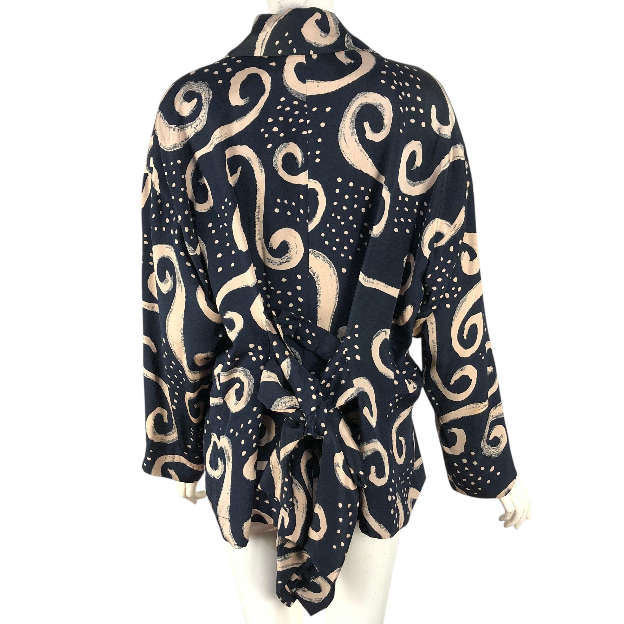Issey Miyake Vintage Issey Miyake S/S 2002 Silk Blouse Size M / US 6-8 / IT 42-44 - 16 Thumbnail