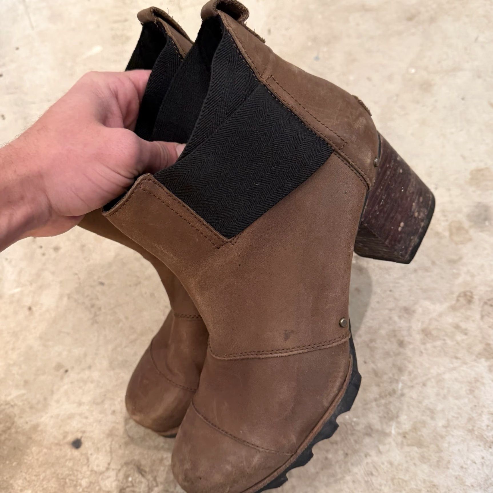 SOREL Sorel Boots Addington NL2778-256 Womens 12 Brown Leather Studded Heel DISTRESSED Size US 12 / IT 42 - 5 Thumbnail