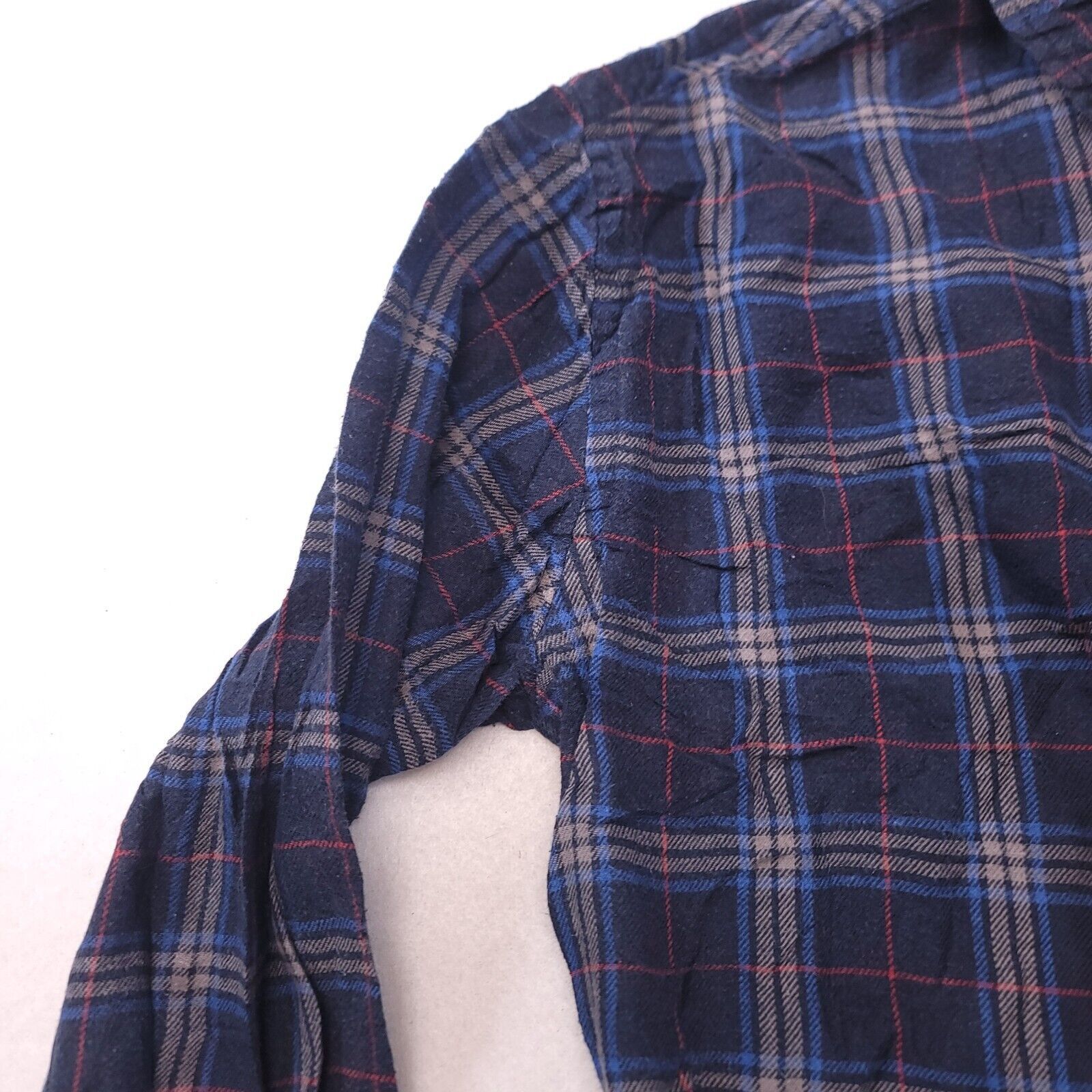 Croft & Barrow Croft & Barrow Tartan Flannel Shirt Mens Size M Blue Gray Size US M / EU 48-50 / 2 - 4 Thumbnail